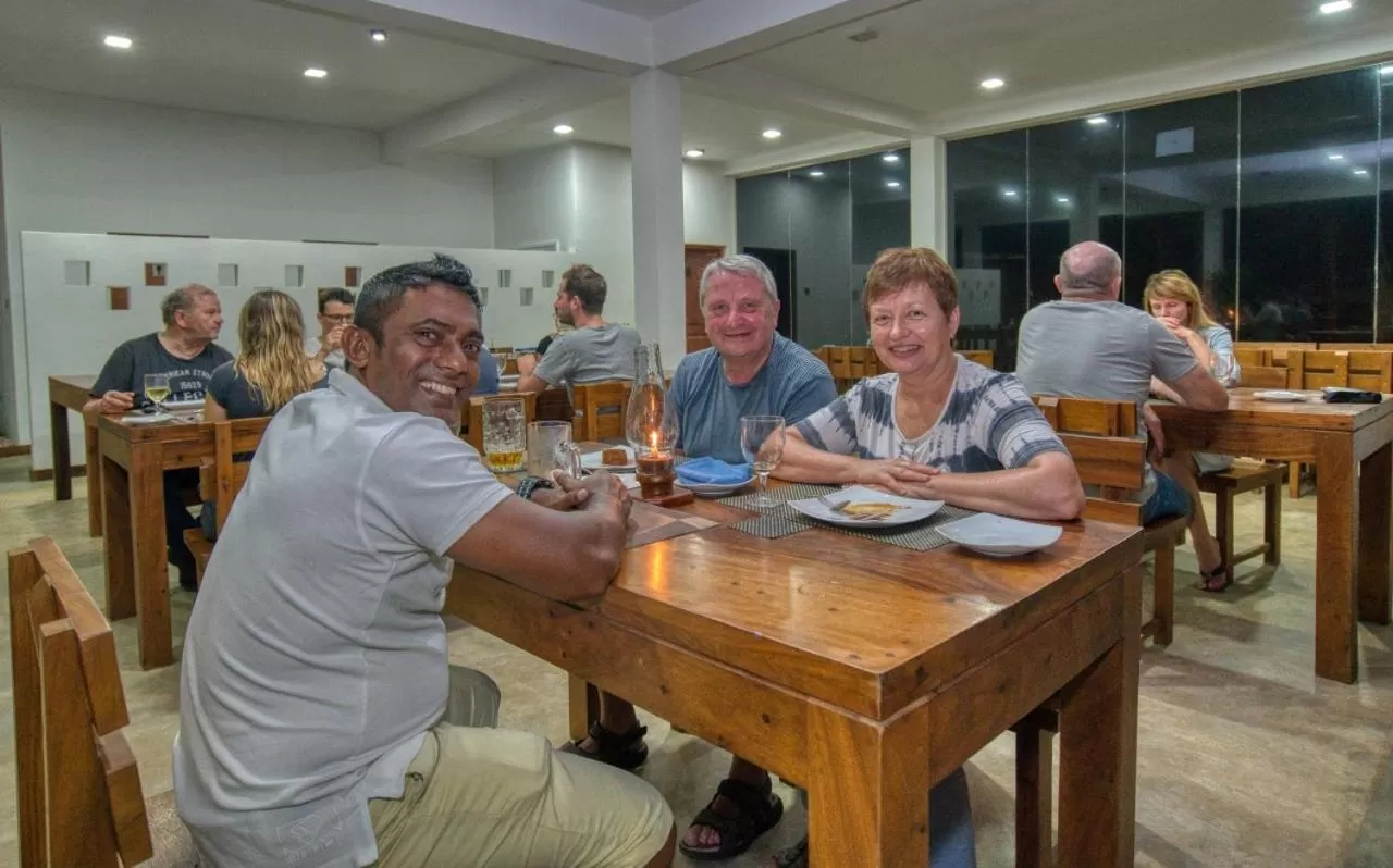 Entertainment in Athena Lake by Seedevi