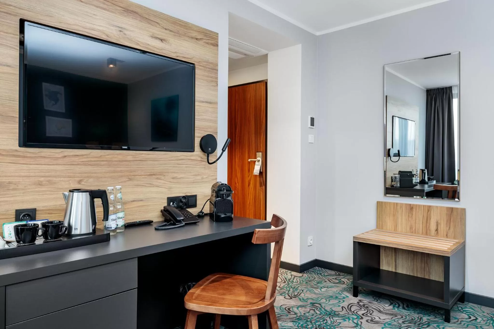 TV and multimedia in Hotel Kyriad Stargard