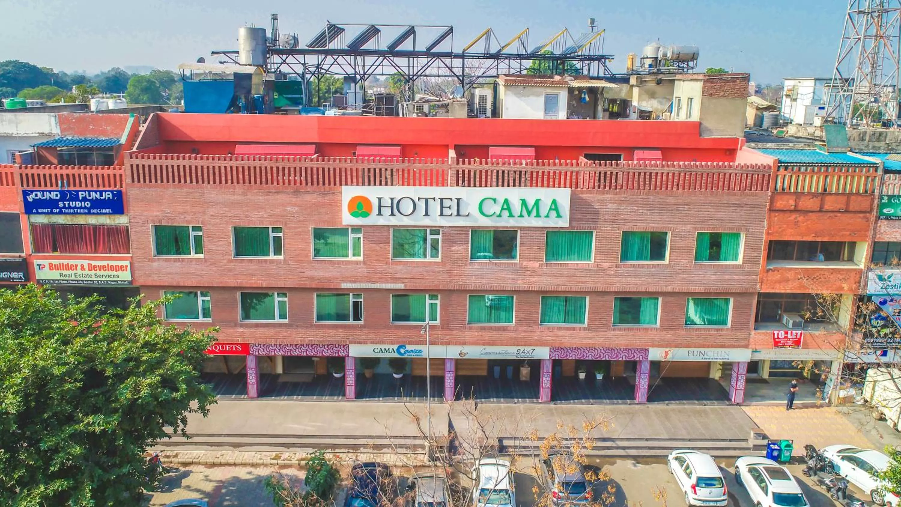 Property building in Hotel Cama