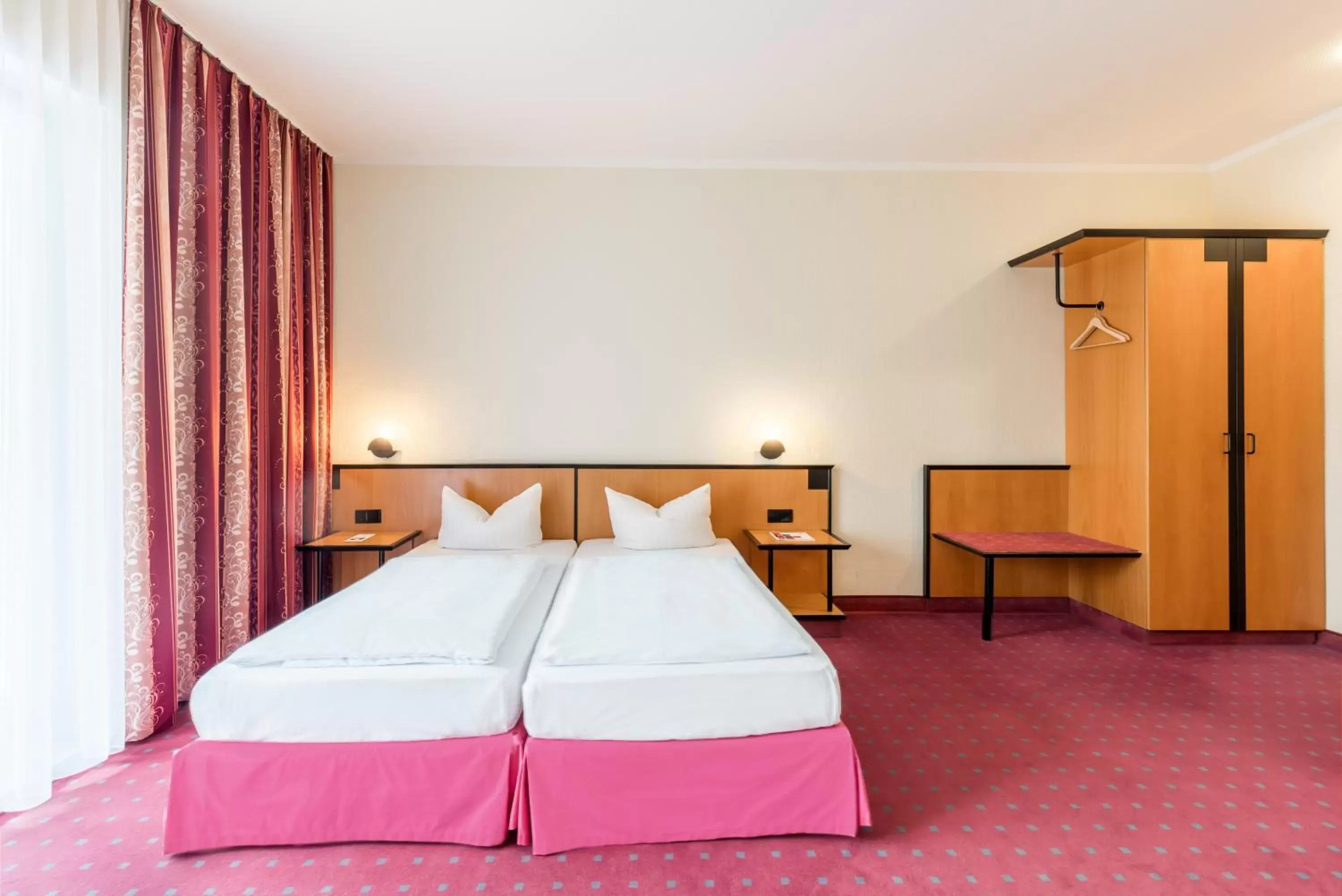 Photo of the whole room, Bed in Andante Hotel Dresden Photo of the whole room, Bed in Andante Hotel Dresden