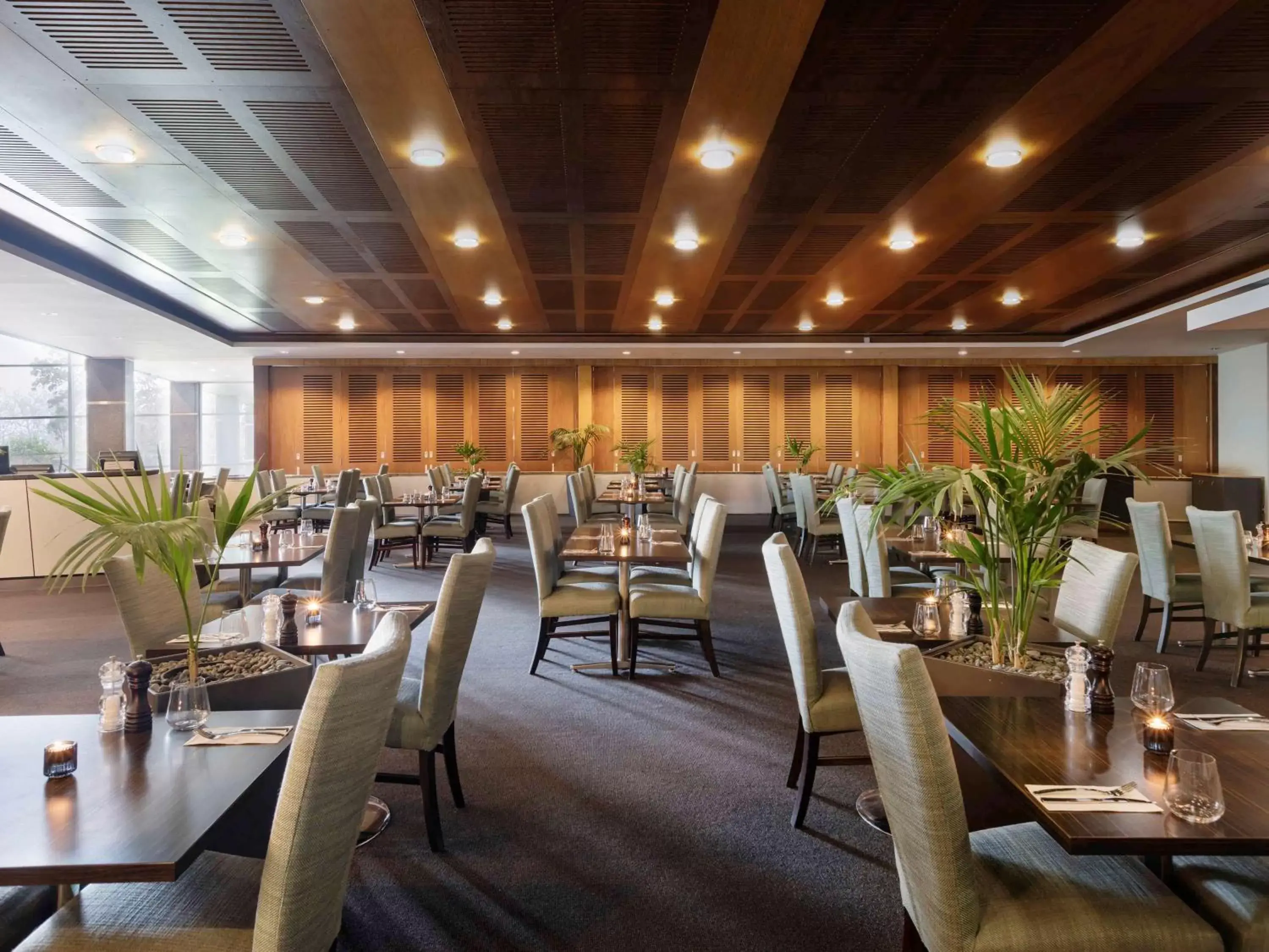 Restaurant/Places to Eat in Novotel Auckland Ellerslie