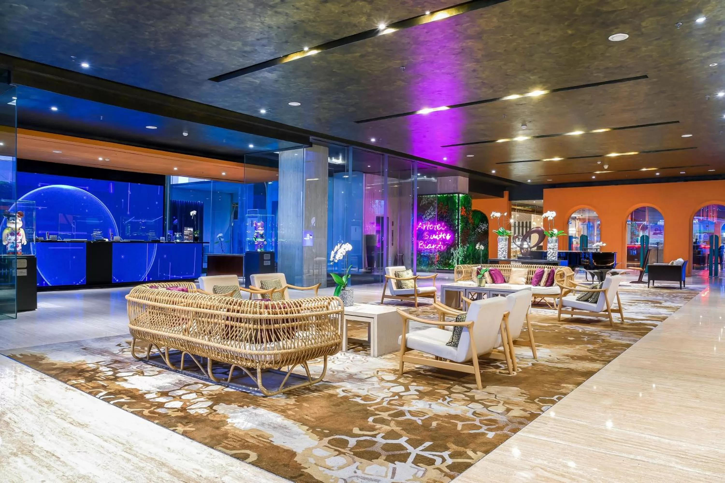 Lobby or reception in ARTOTEL Suites Bianti Yogyakarta, CHSE Certified
