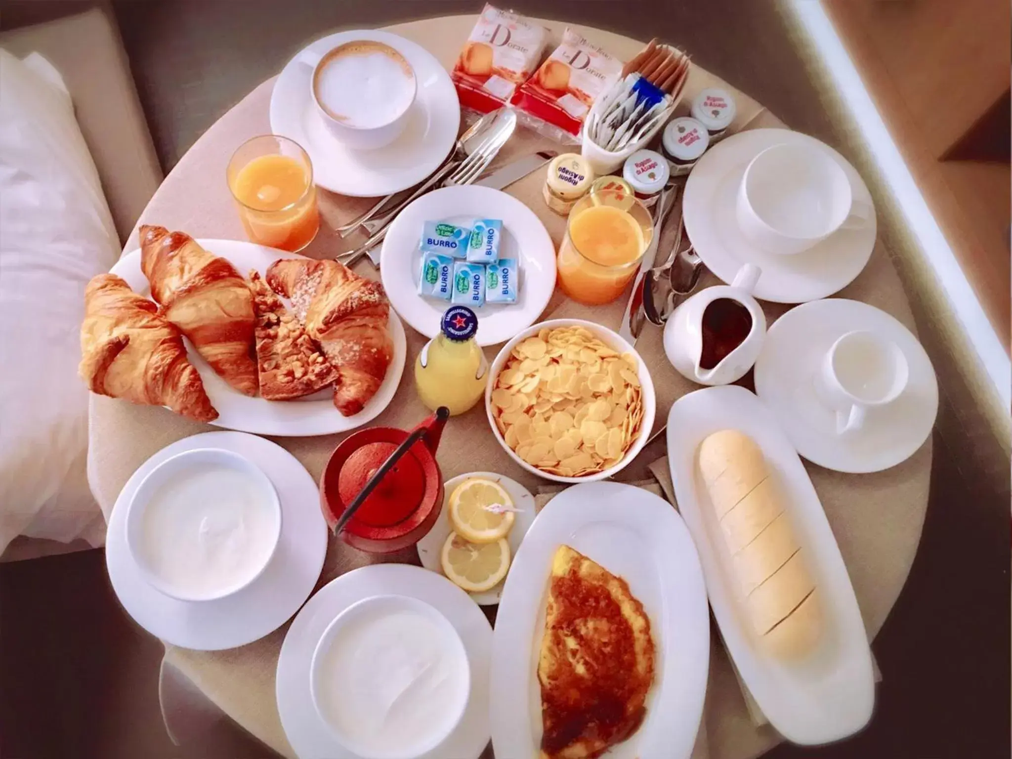 Continental breakfast, Breakfast in Locanda Black and White Sondrio