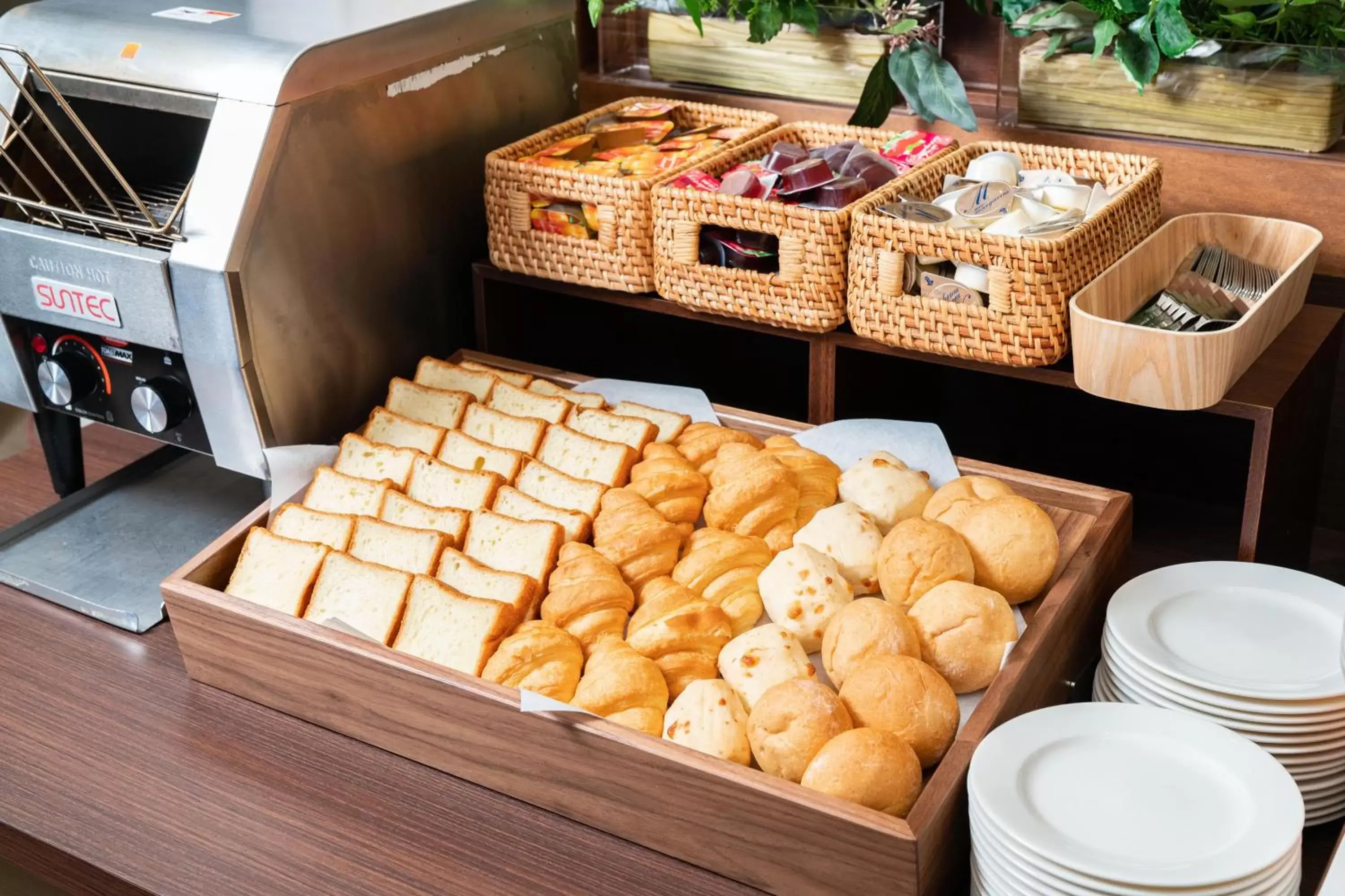 Buffet breakfast, Food in Vessel Hotel Miyakonojo