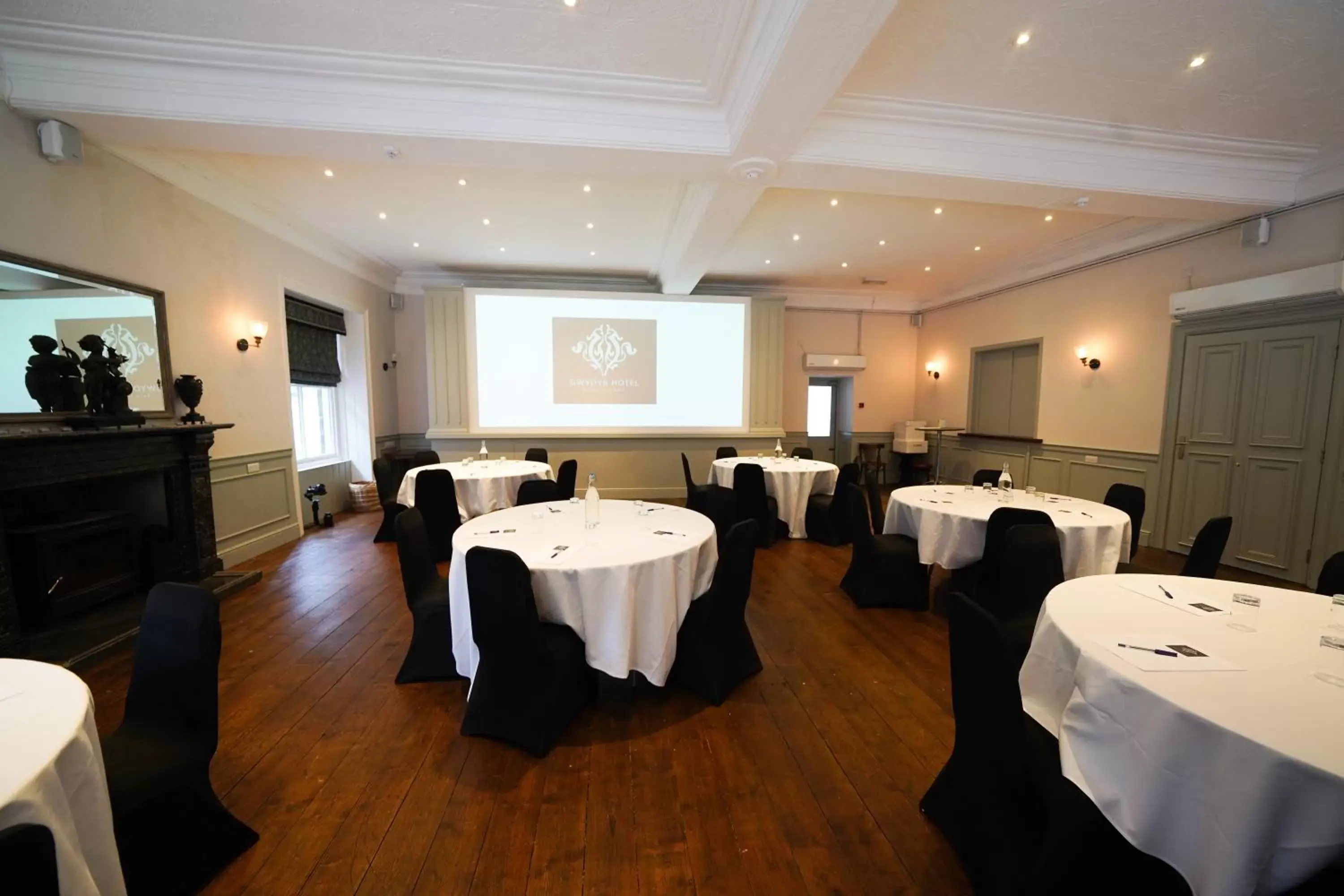 Business facilities in Gwydyr Hotel