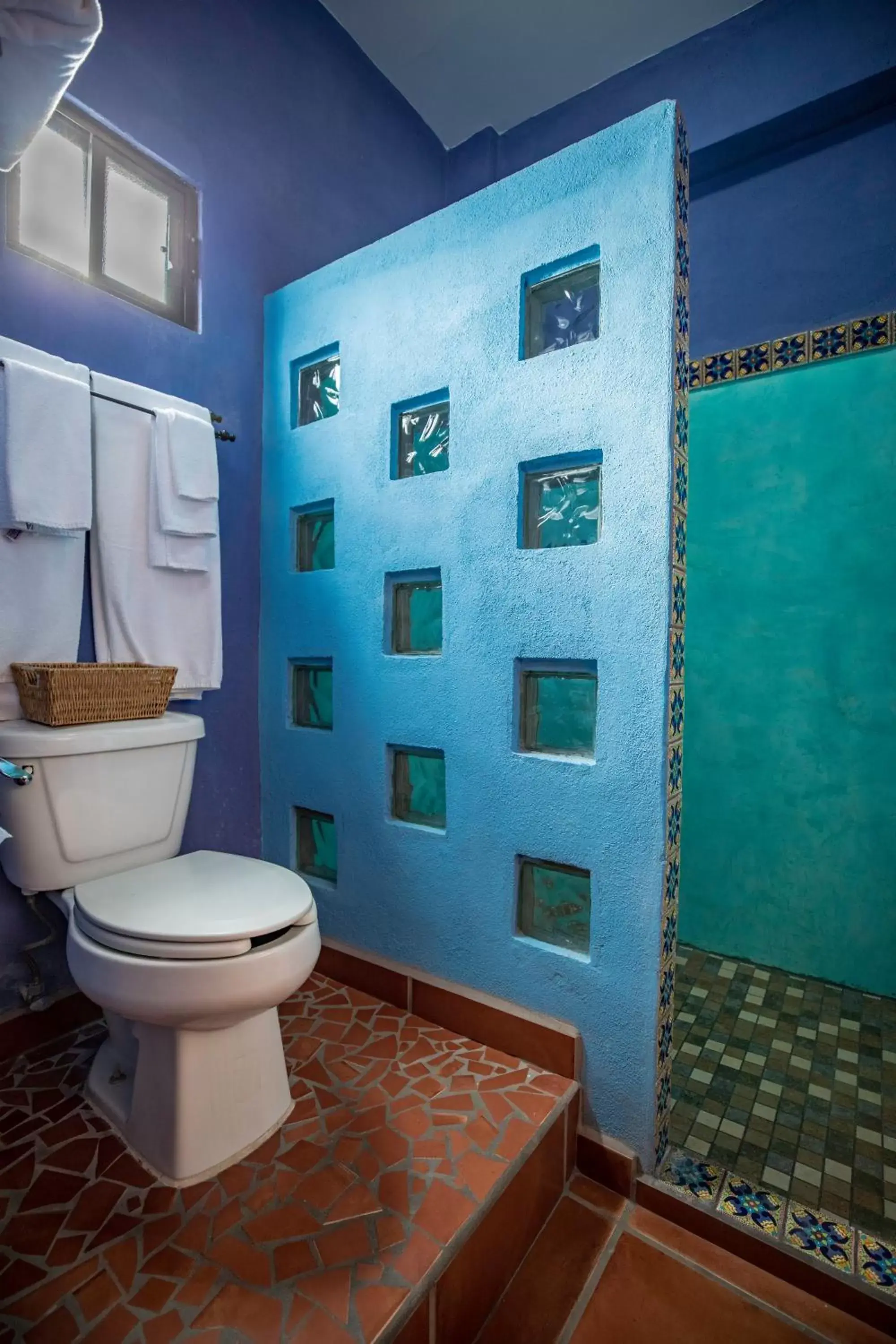 Toilet, Bathroom in Hotel Posada Luna Sol