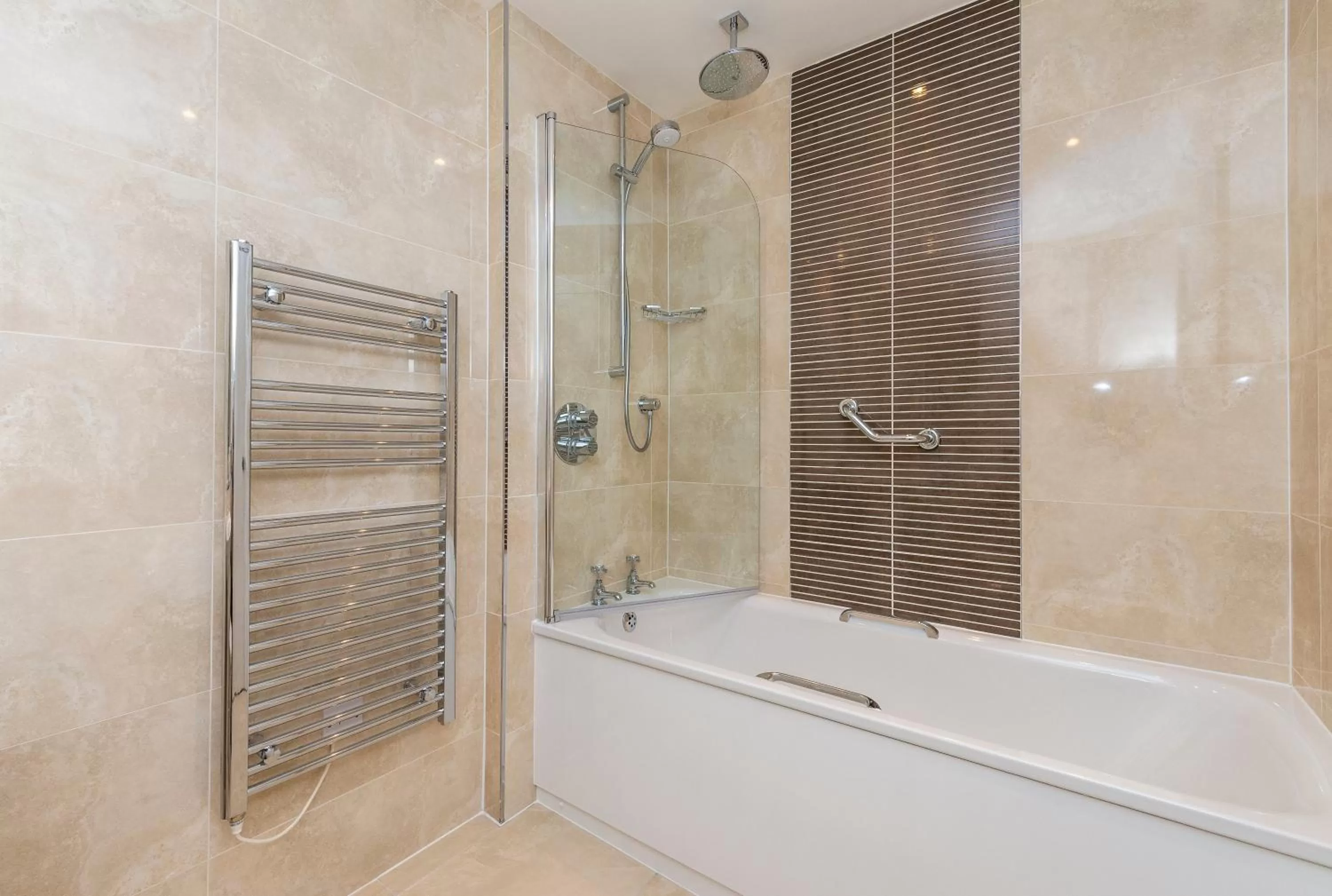 Bathroom in Macdonald Inchyra Hotel & Spa