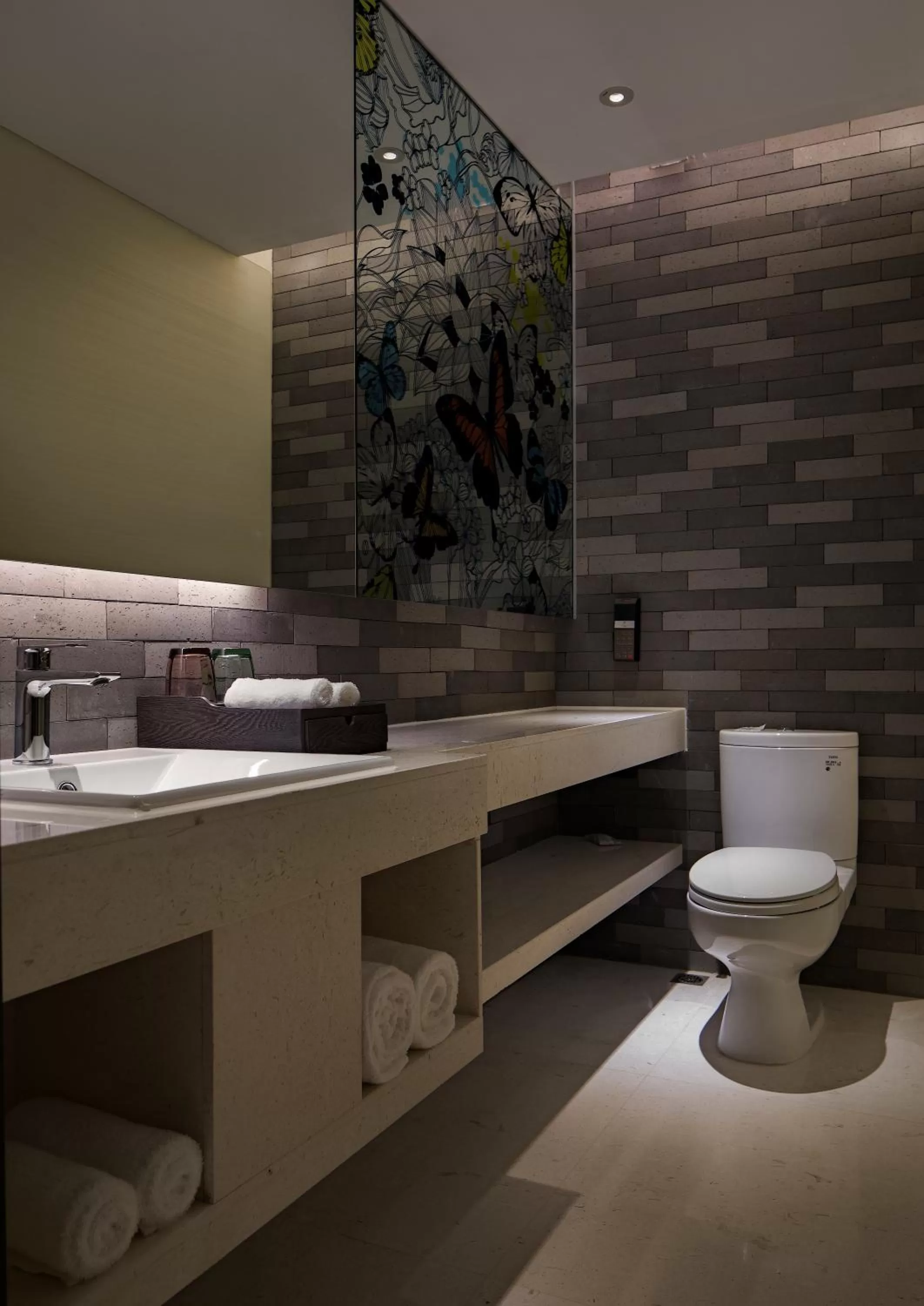 Bathroom in Paco Hotel GuangZhou Zoo Metro Branch