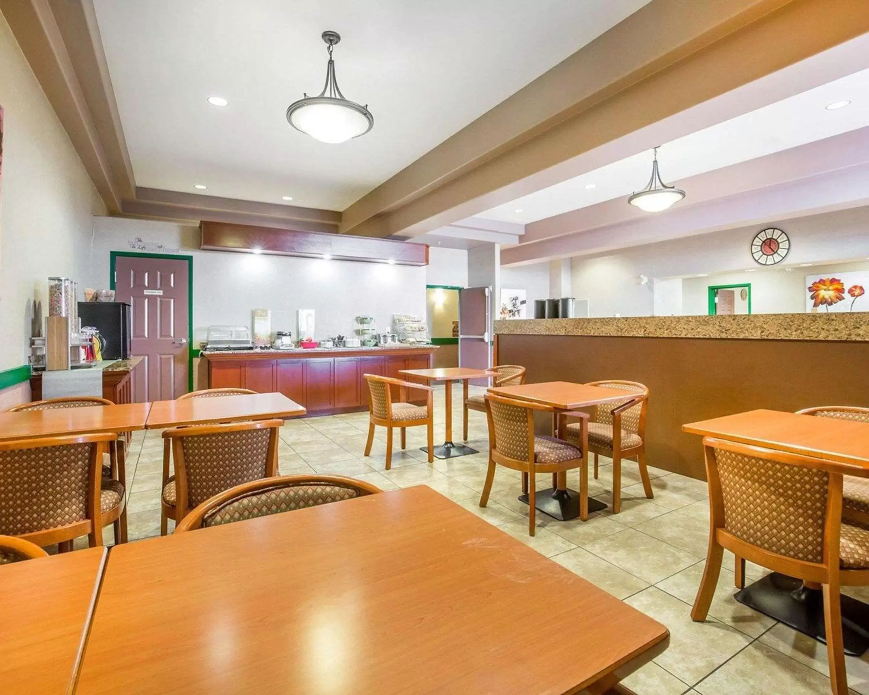 Restaurant/places to eat in Quality Inn & Suites Restaurant/places to eat in Quality Inn & Suites