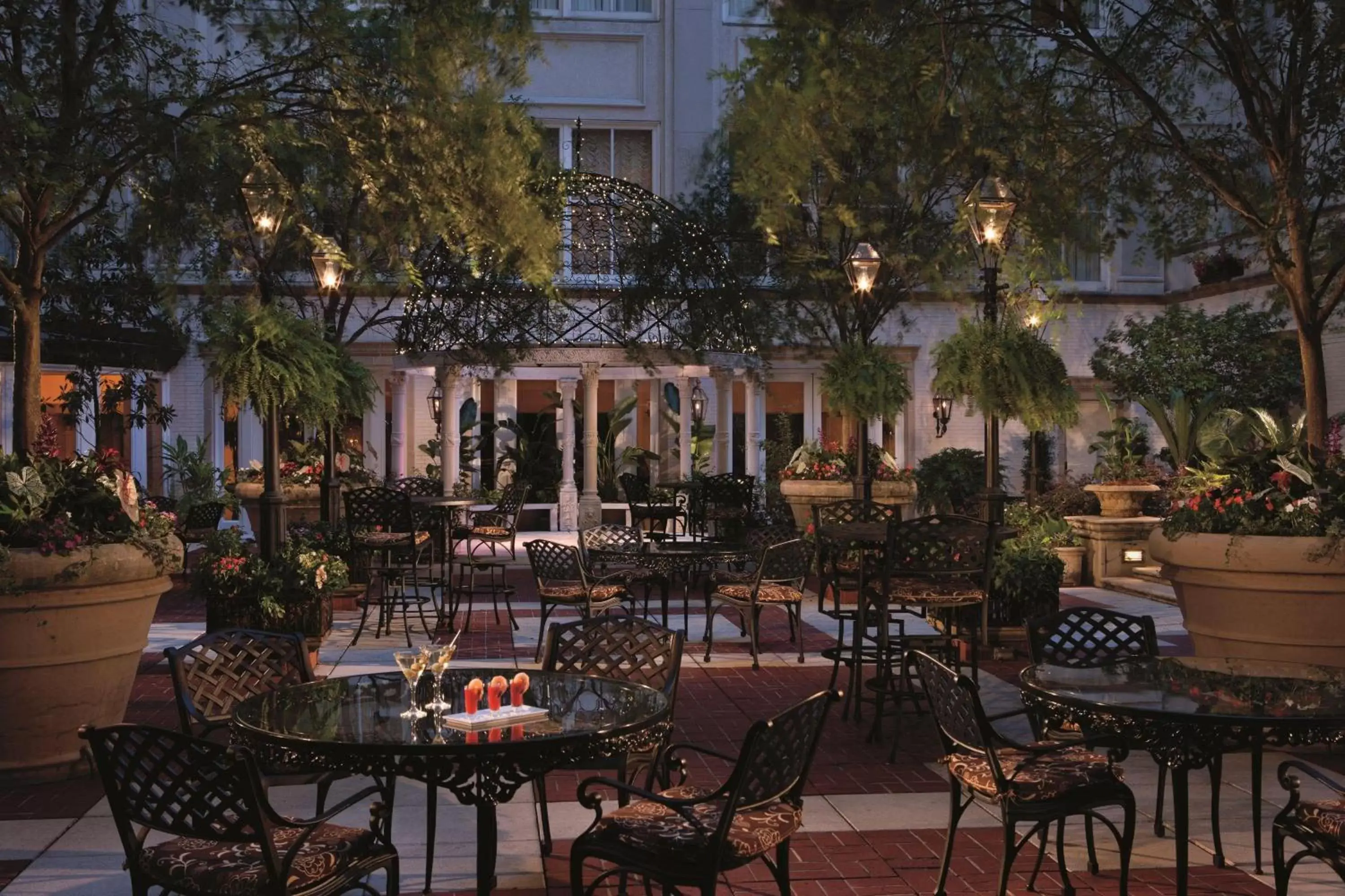 Property building, Restaurant/Places to Eat in The Ritz-Carlton, New Orleans