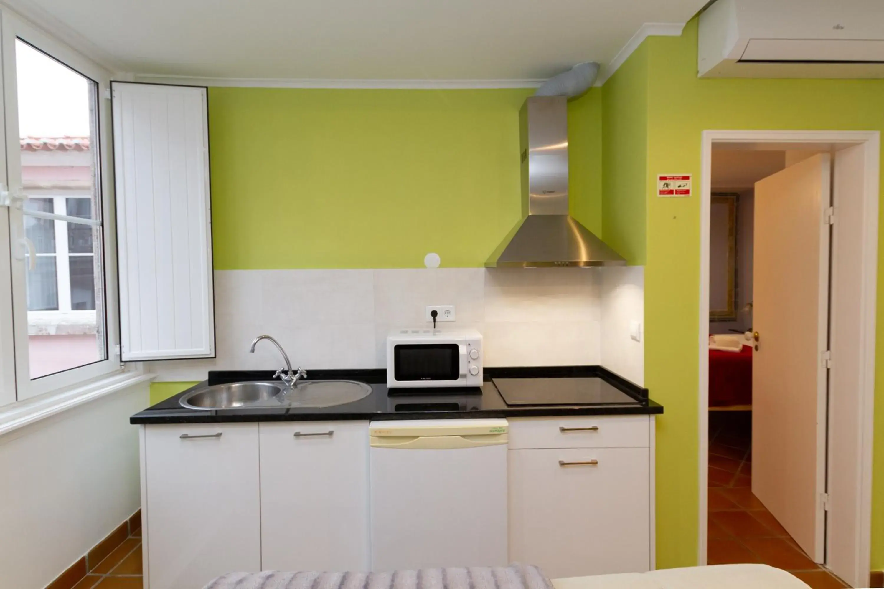 Kitchen or kitchenette, Kitchen/Kitchenette in Quinta Das Murtas