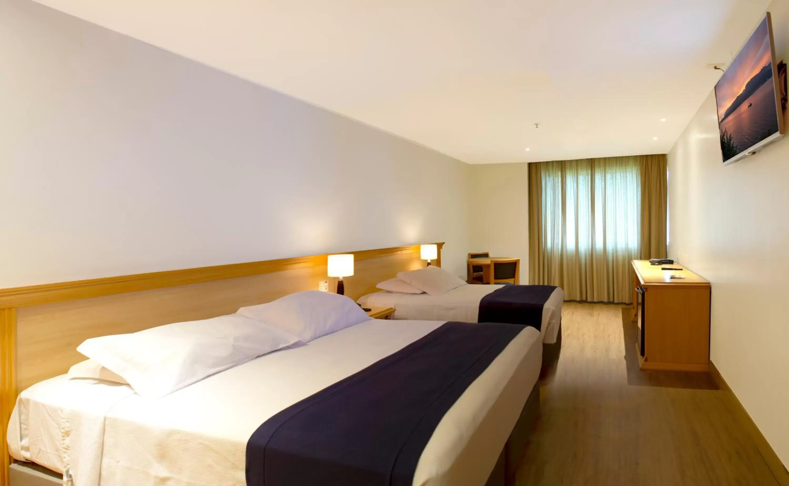 Bedroom, Bed in Mar Palace Copacabana Hotel Bedroom, Bed in Mar Palace Copacabana Hotel