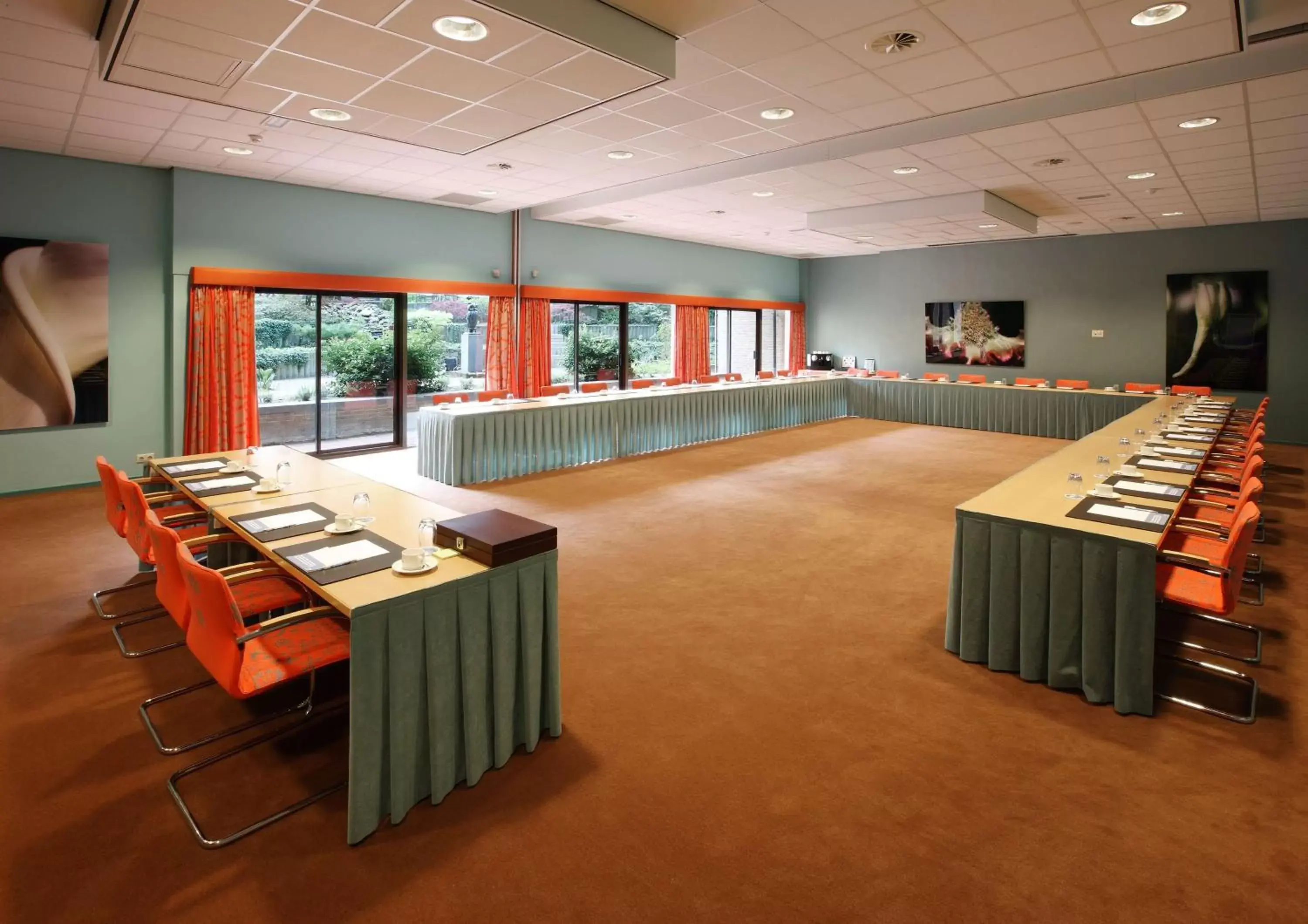 On site, Business Area/Conference Room in NH Veluwe Sparrenhorst