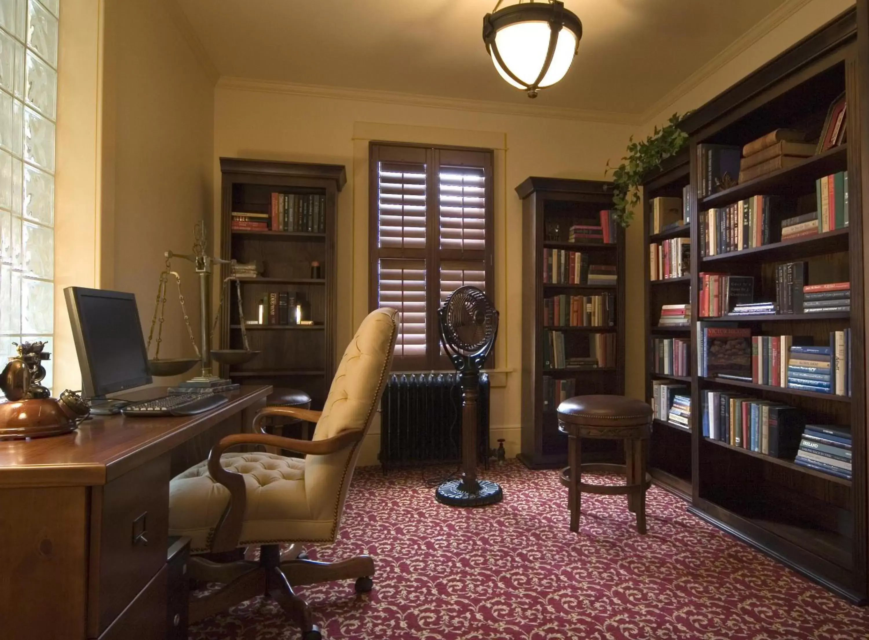 Library, Business Area/Conference Room in Chamberlin Inn
