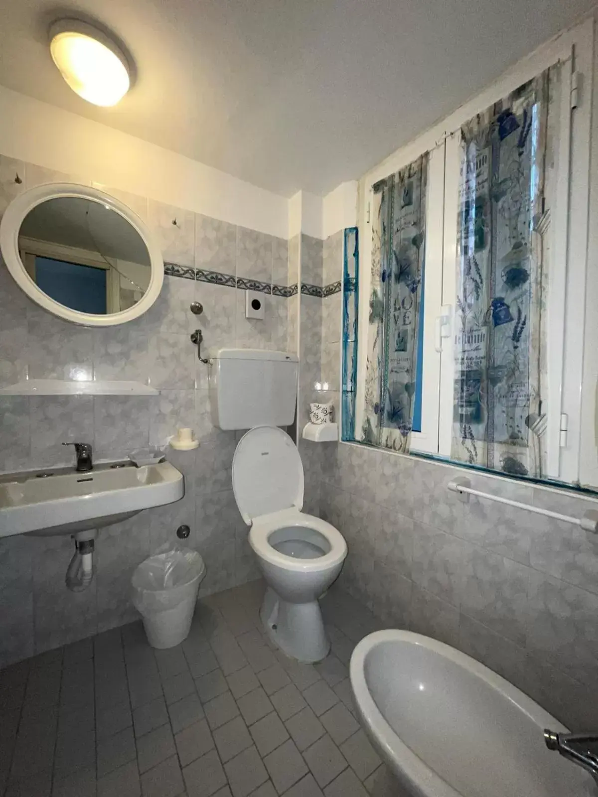 Shower, Bathroom in Hotel villa del bagnino