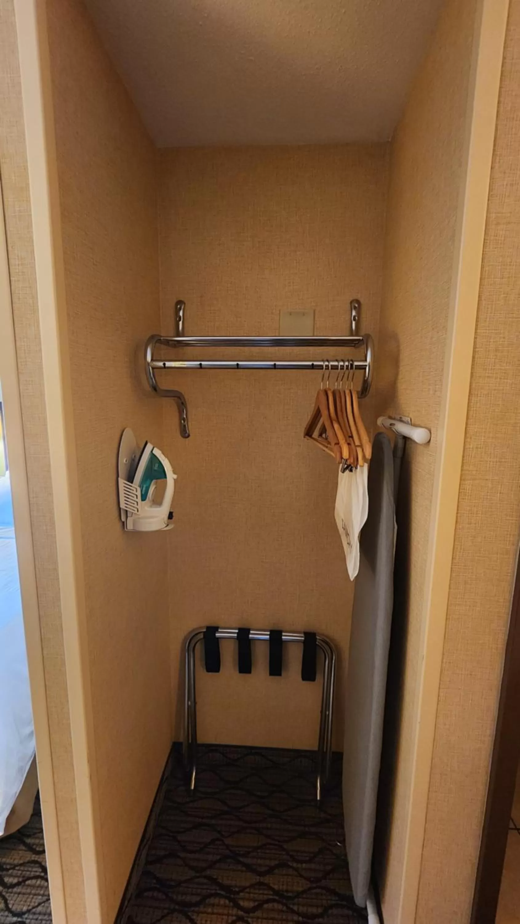 furniture in Wingate by Wyndham Kittanning