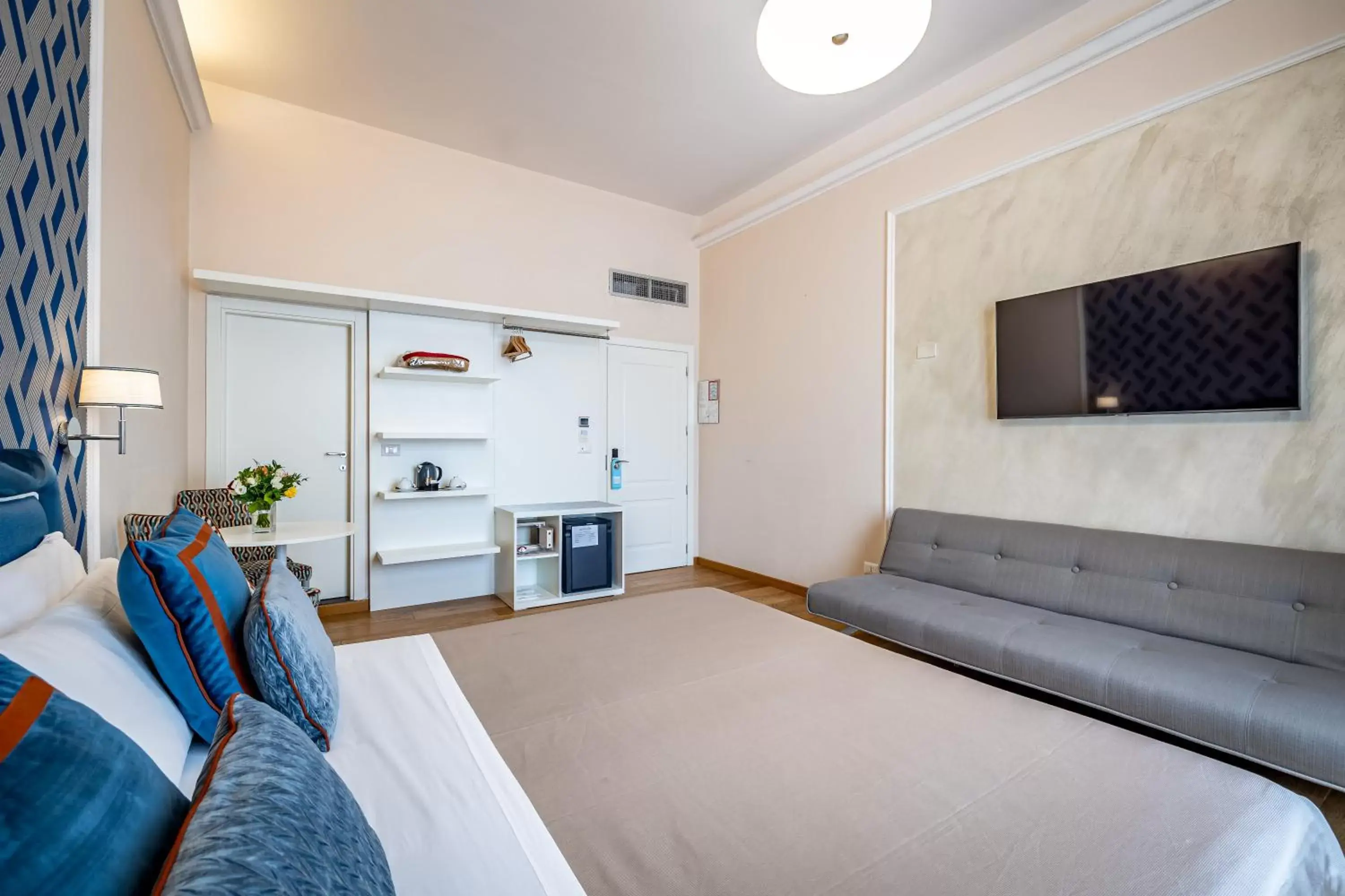 Bedroom, Seating Area in Hotel La Scaletta al Ponte Vecchio