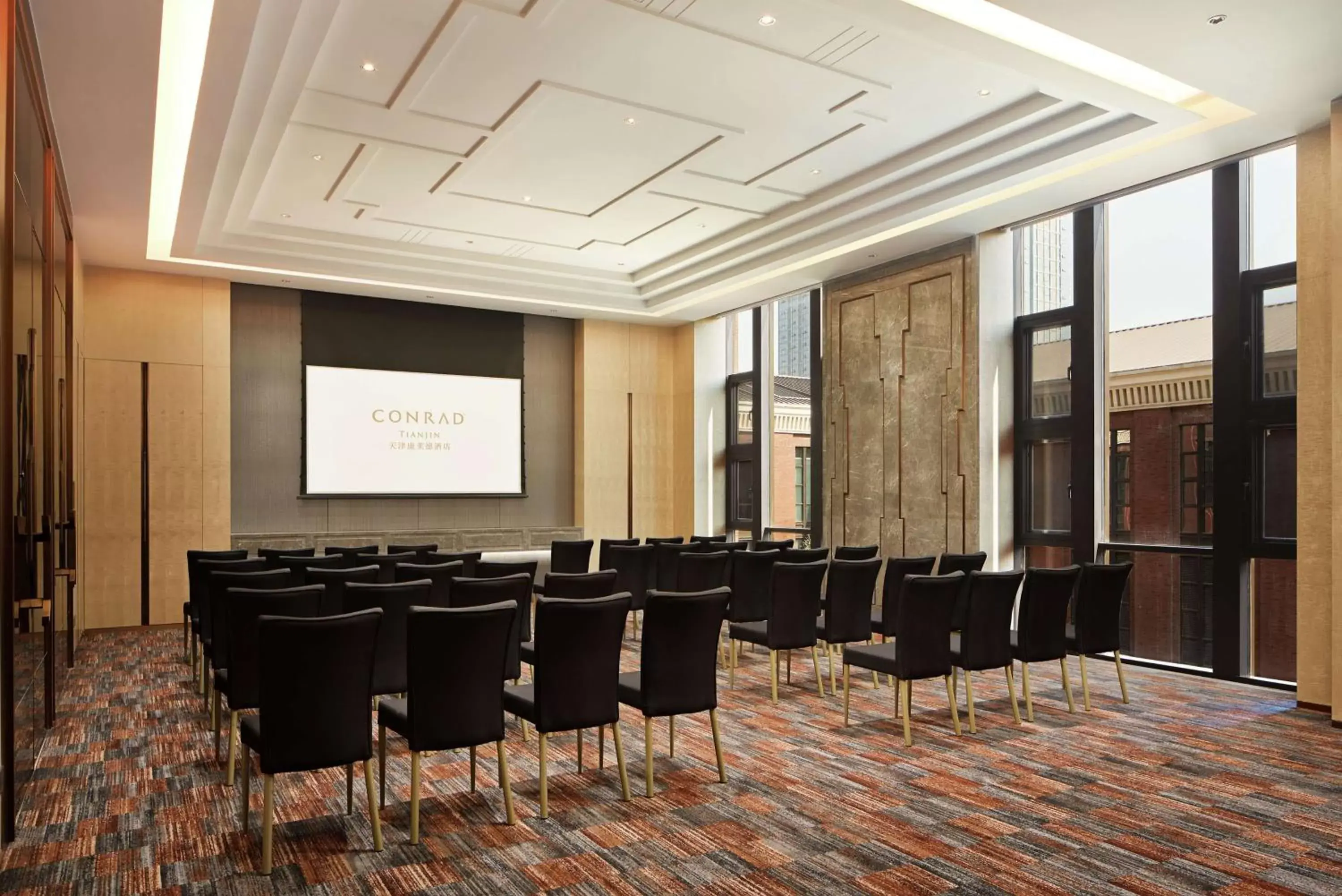 Meeting/conference room in Conrad Tianjin