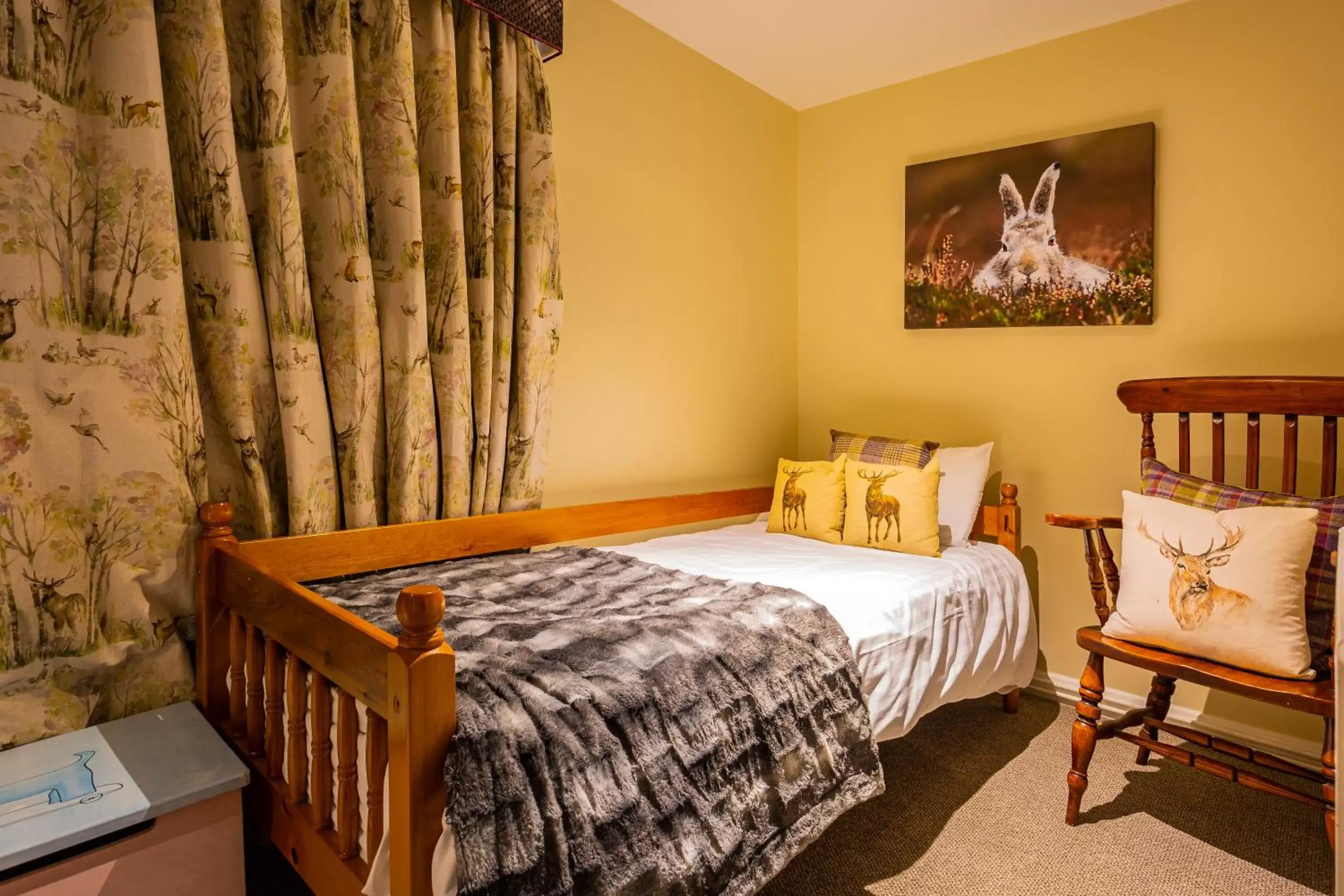 Bedroom, Bed in The Feathers Hotel, Helmsley, North Yorkshire