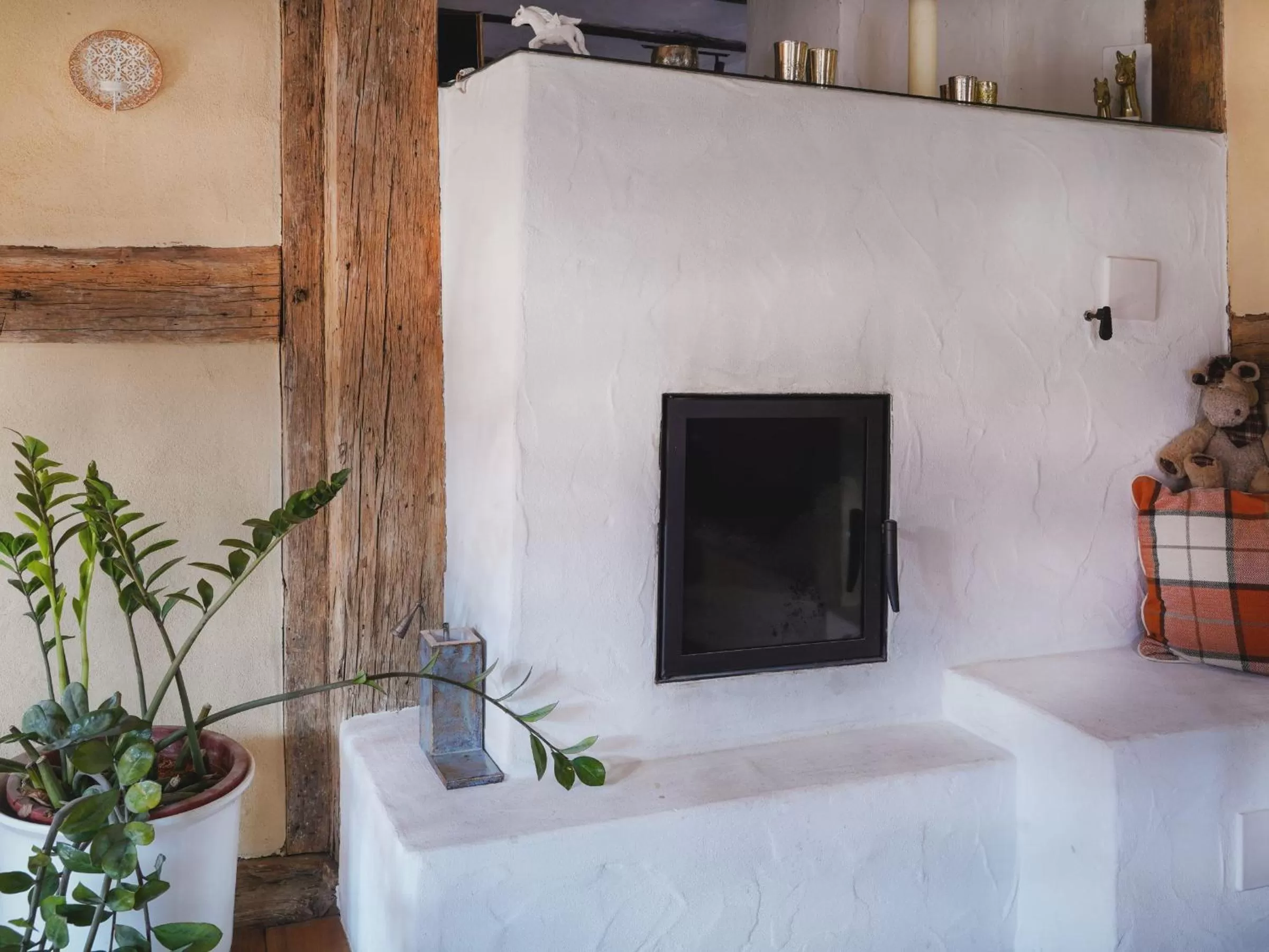 Communal lounge/ TV room in Stevenson House Bed and Breakfast