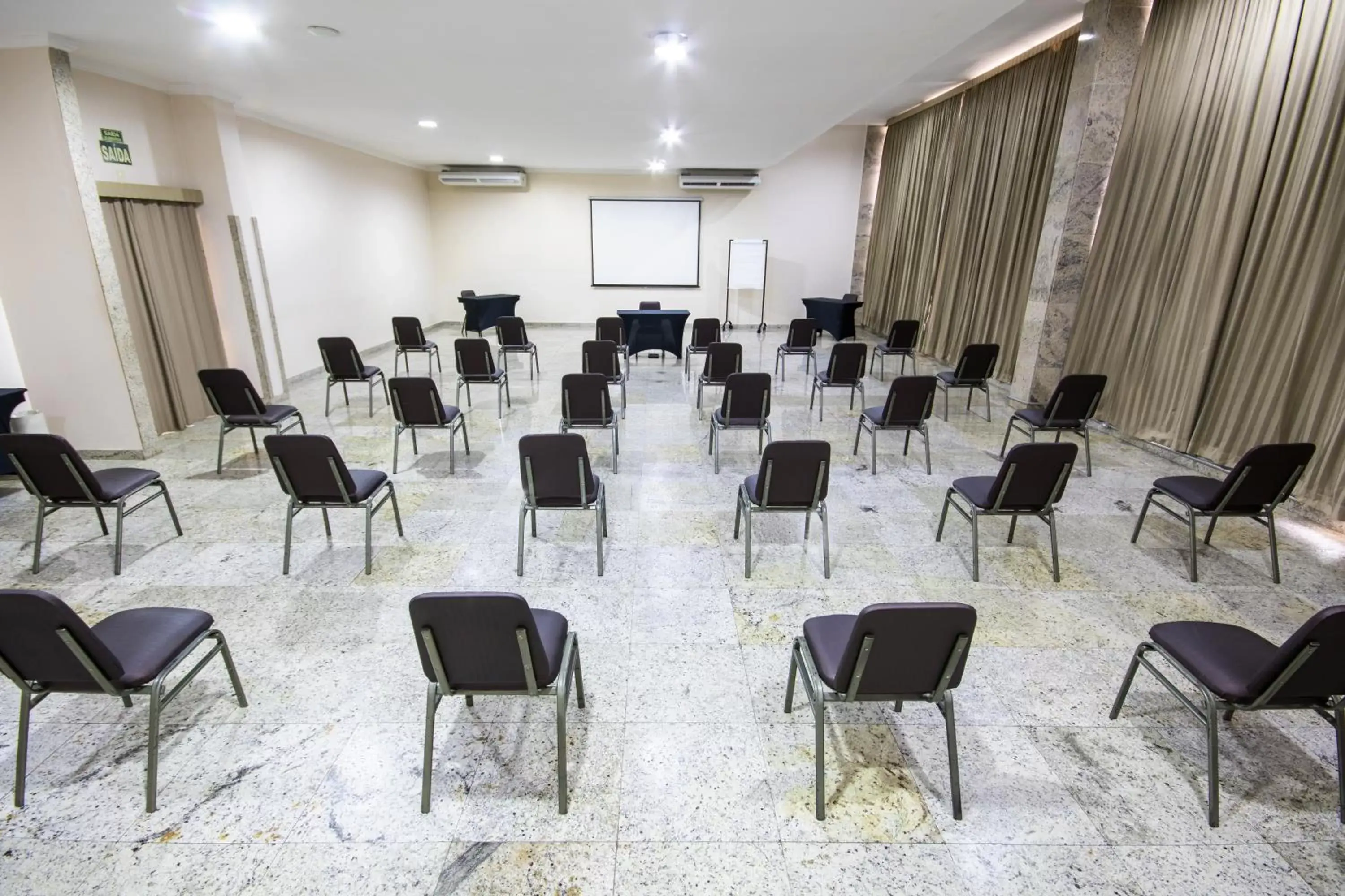 Meeting/conference room in Dan Inn Campinas Anhanguera