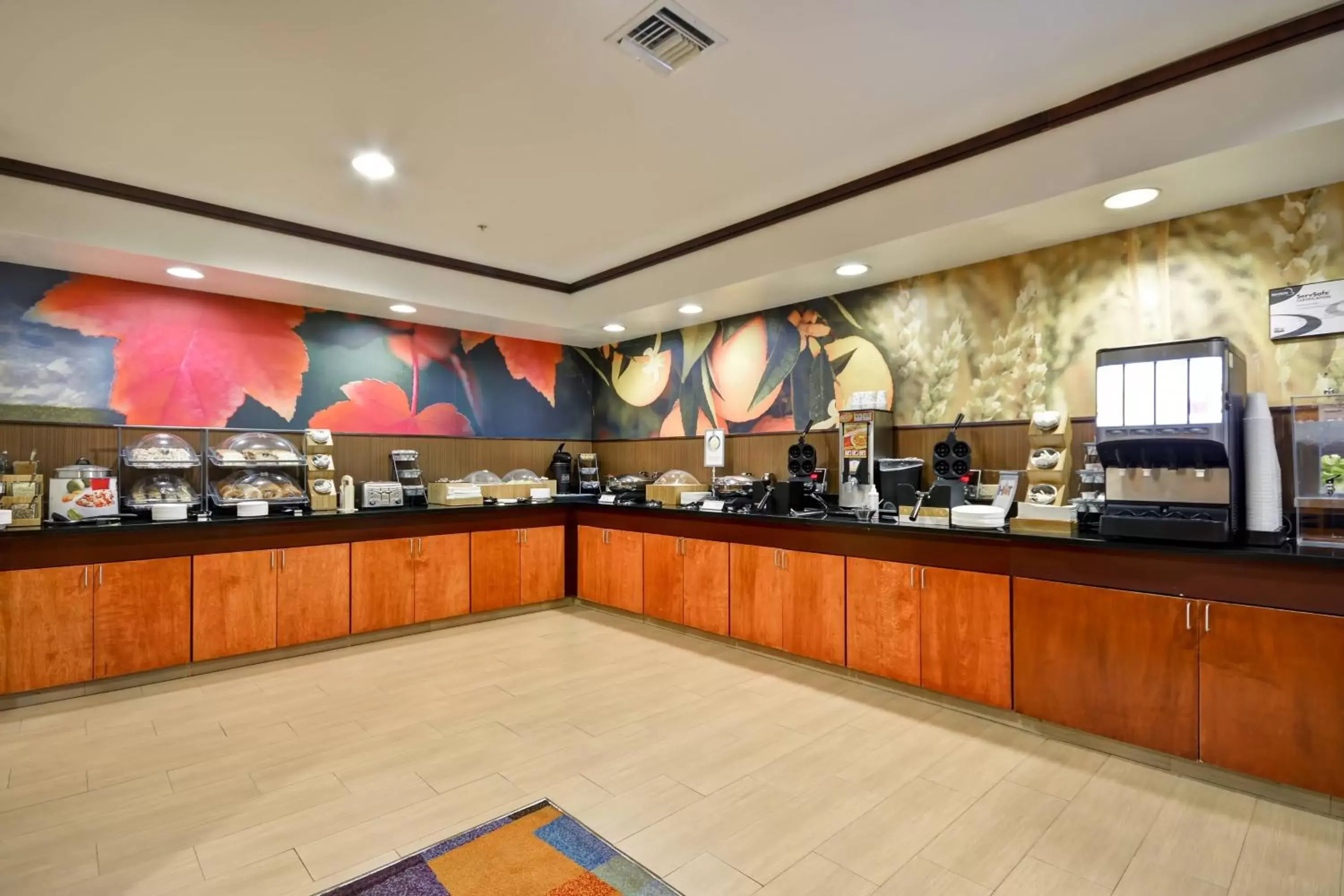 Breakfast in Fairfield Inn and Suites by Marriott Birmingham Fultondale / I-65