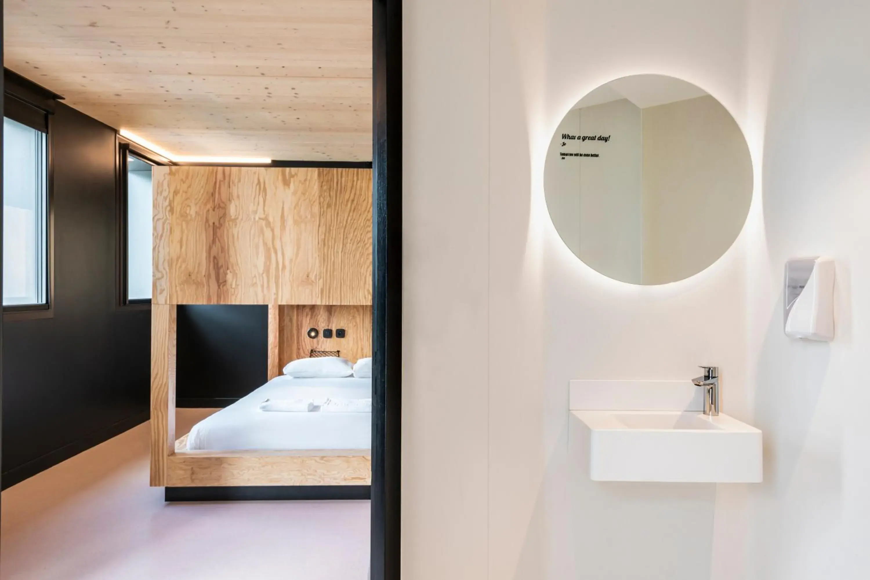 Bed, Bathroom in JO&JOE Paris Gentilly