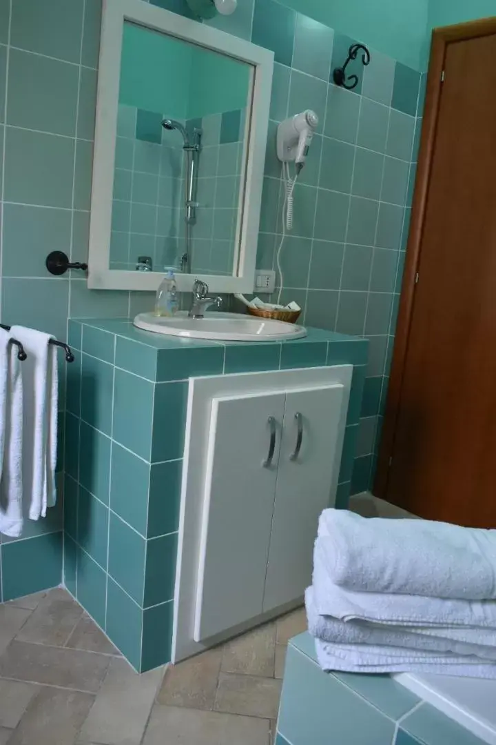 Bathroom in Giardini Malaspina