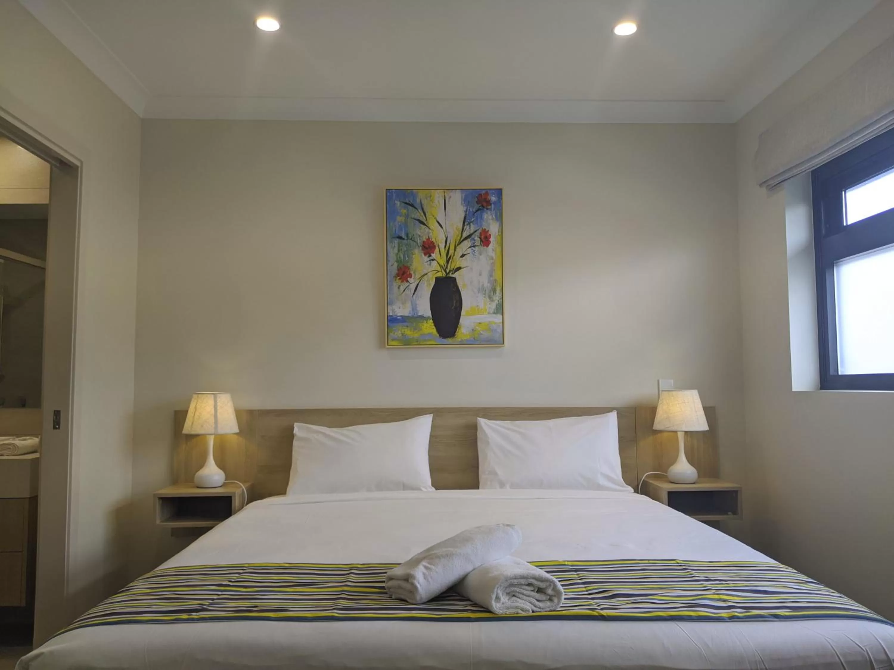 Bed in The Windsor, Hotel Rooms & Apartments