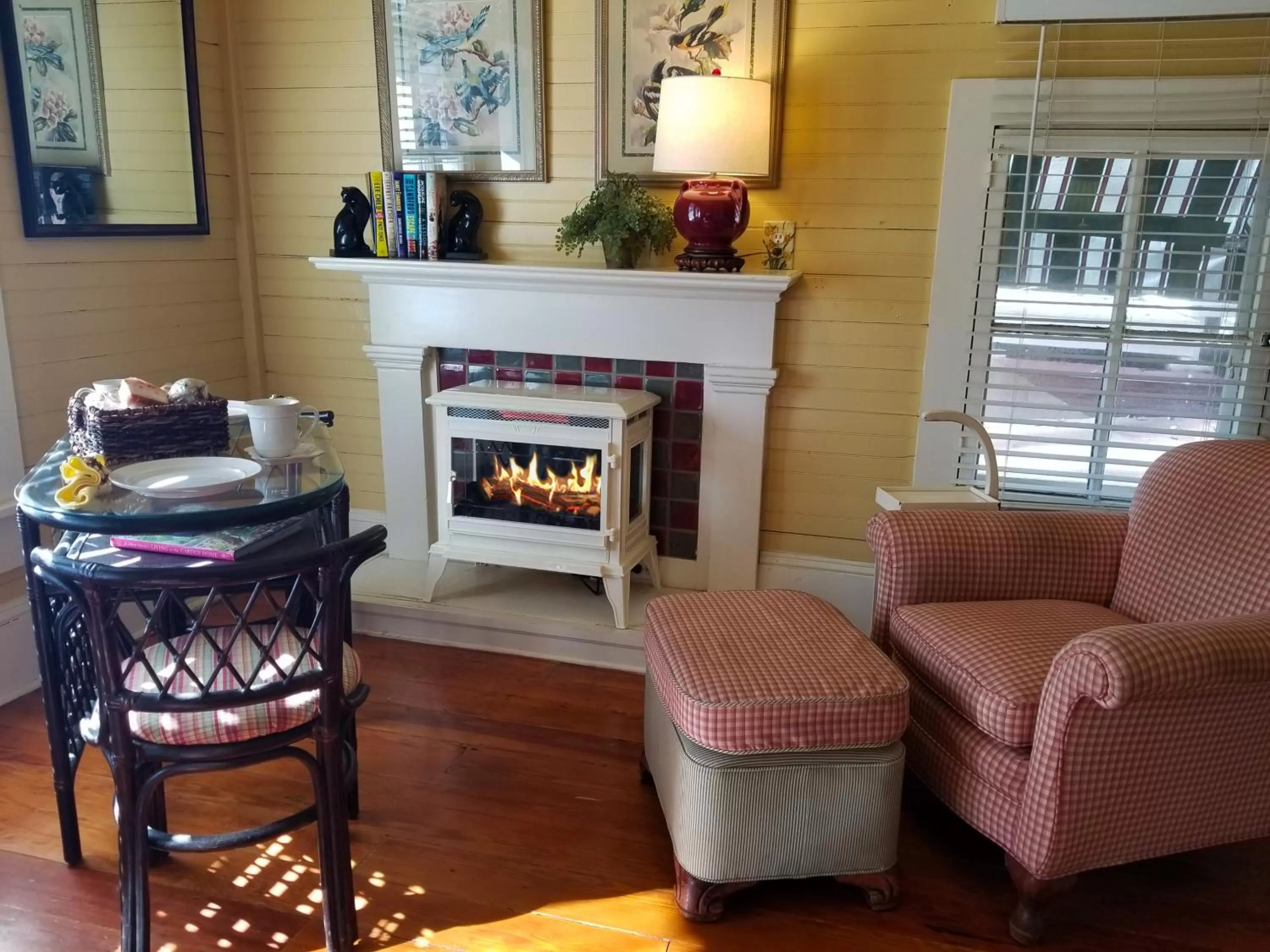 Seating Area in Rosemont B&B Cottages