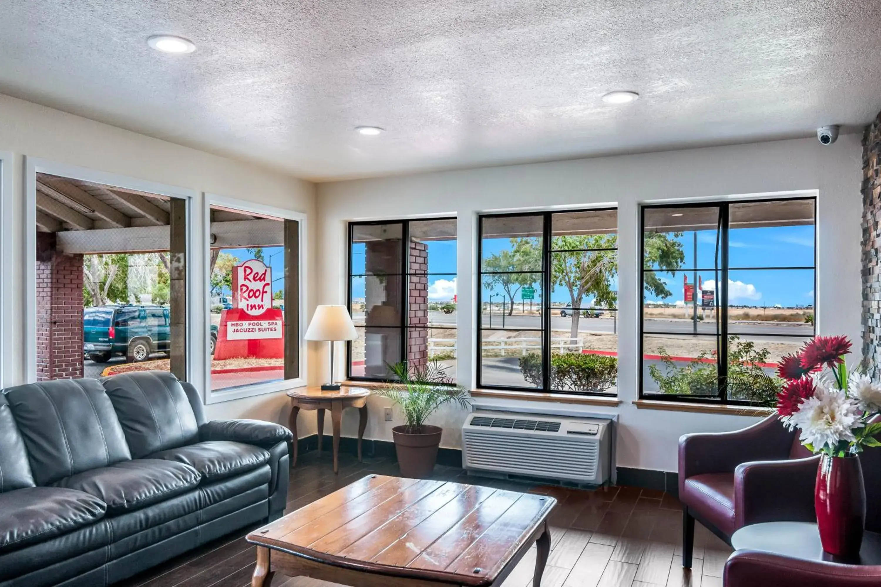 Lobby or reception, Seating Area in Red Roof Inn Palmdale - Lancaster