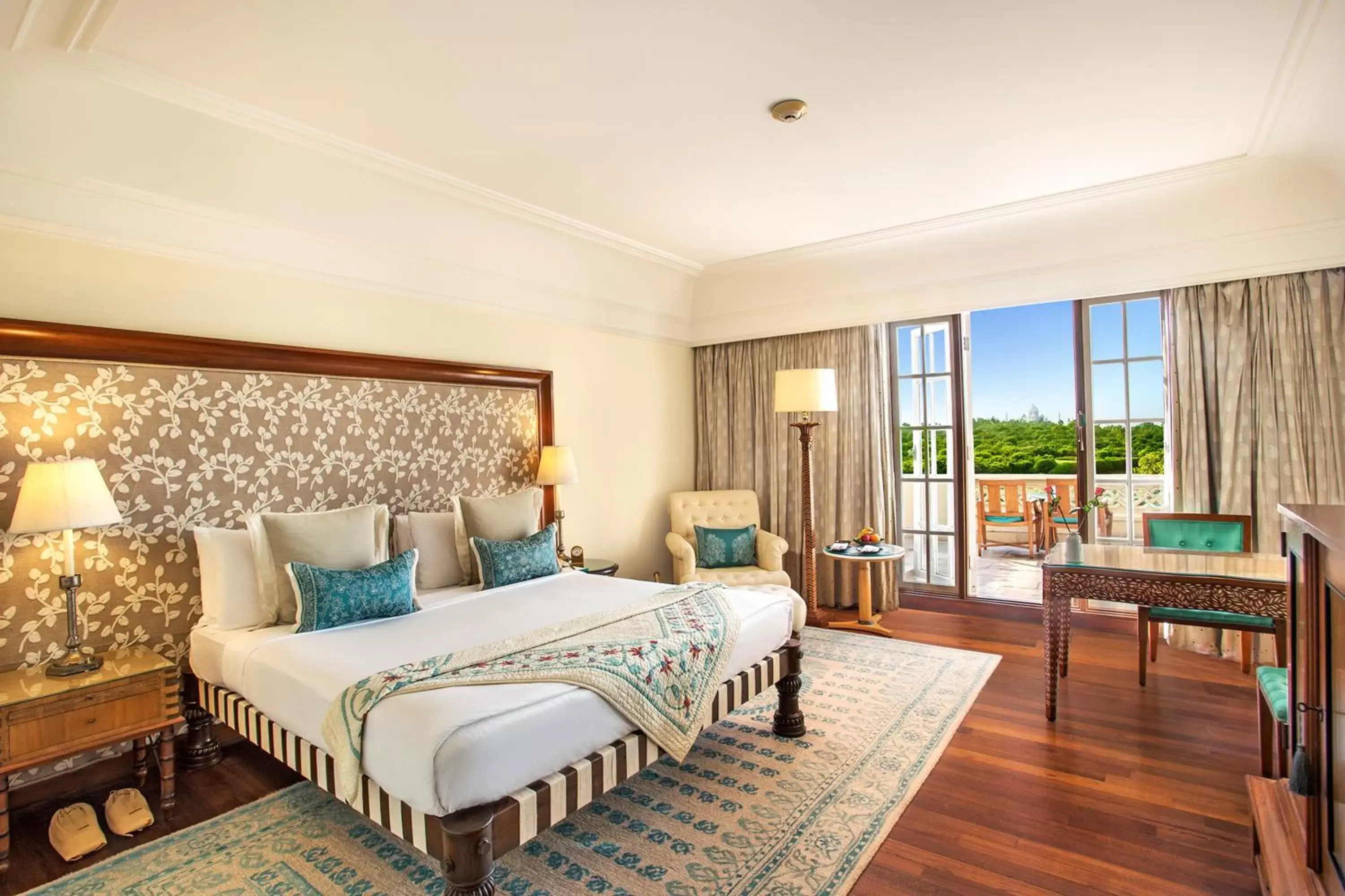 Bedroom in The Oberoi Amarvilas Agra