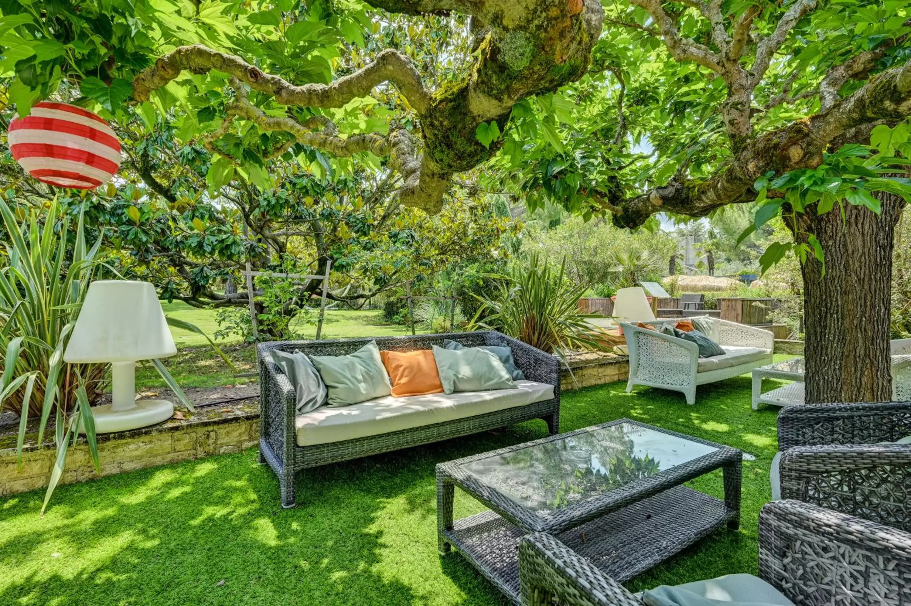 Spring, Seating Area in Best Western Sevan Parc Hotel