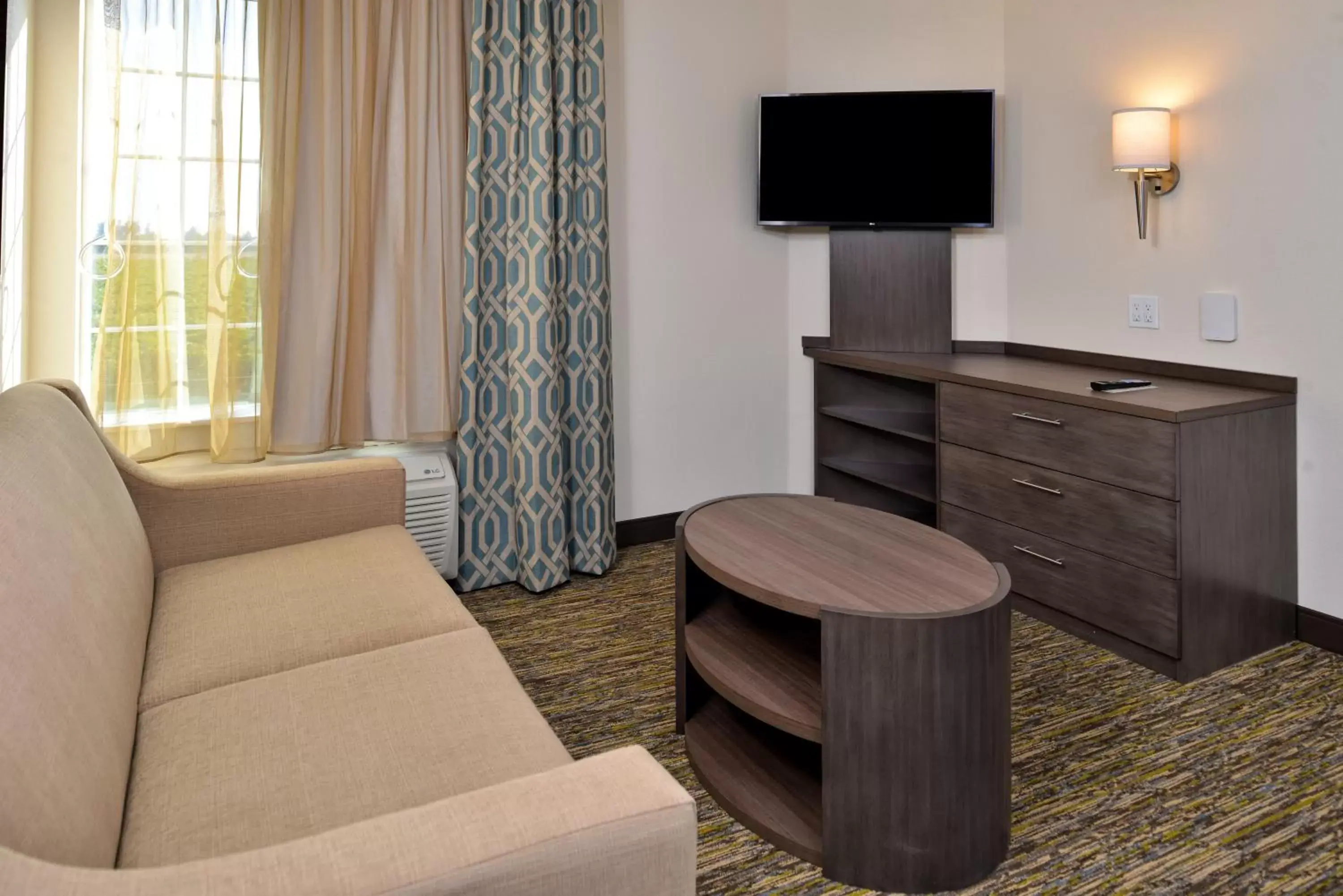 Photo of the whole room in Candlewood Suites - Lodi by IHG Photo of the whole room in Candlewood Suites - Lodi by IHG