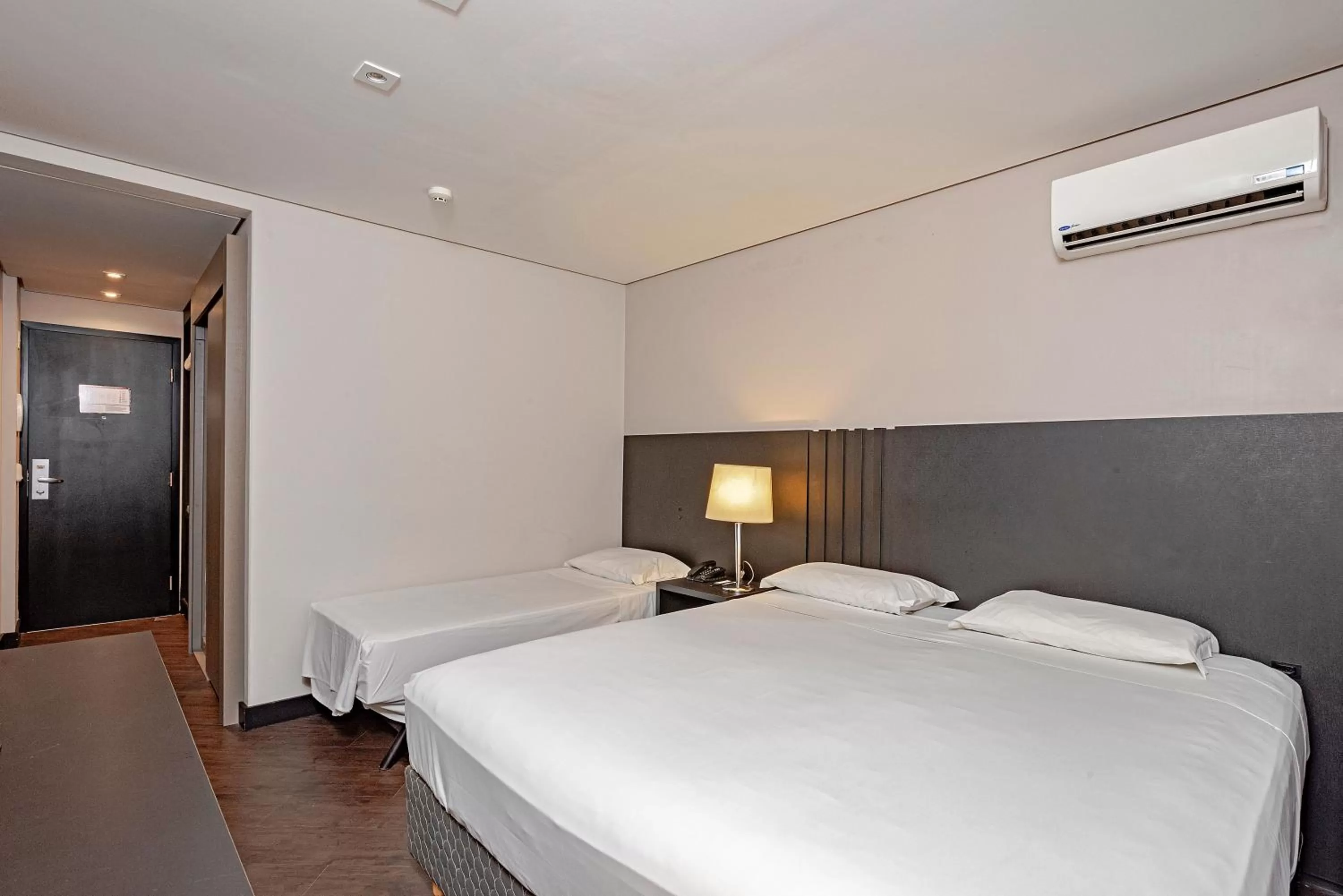 Bed in Slaviero Baia Norte Florianópolis