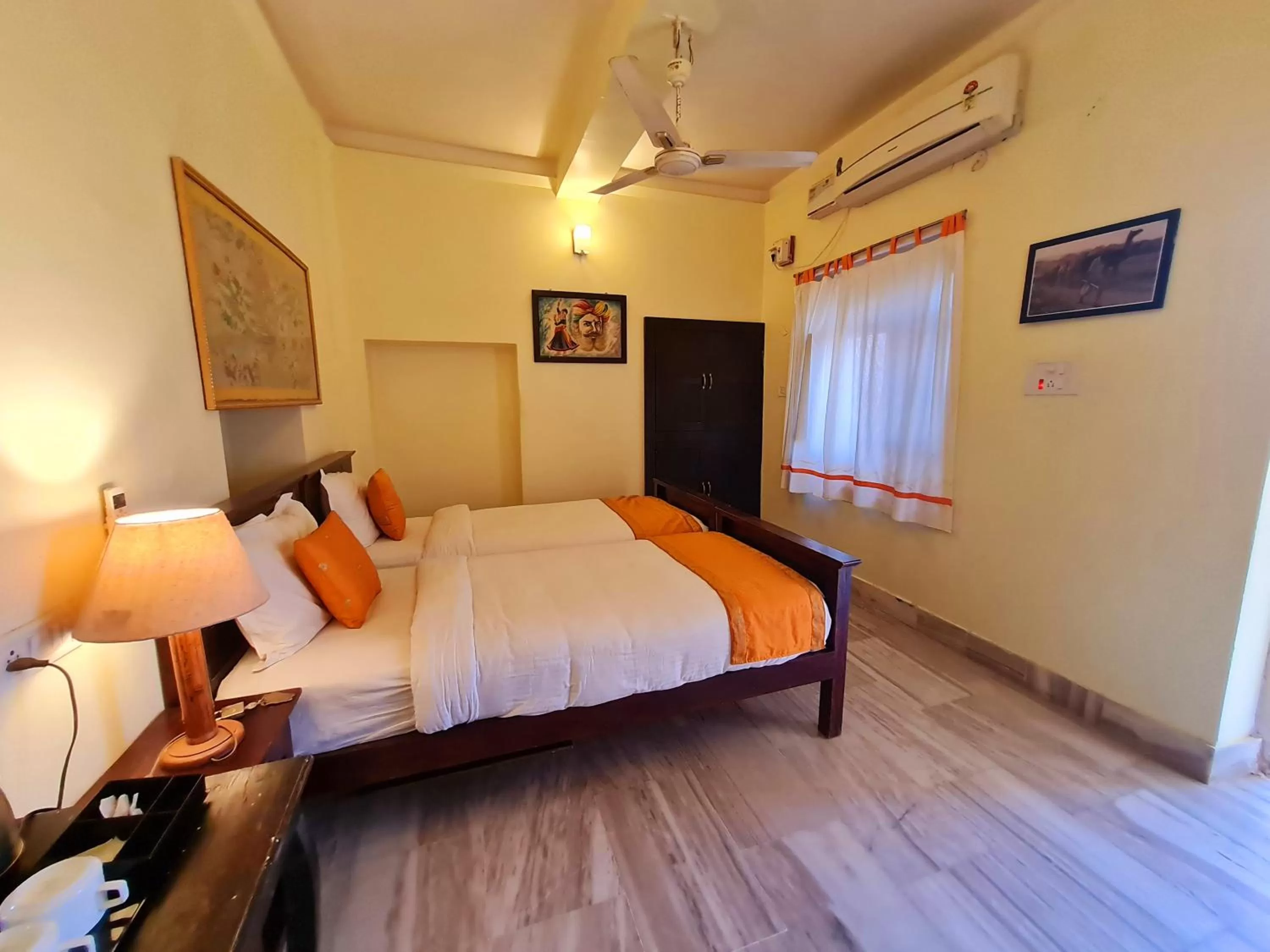 Bed in Hotel Shahi Garh