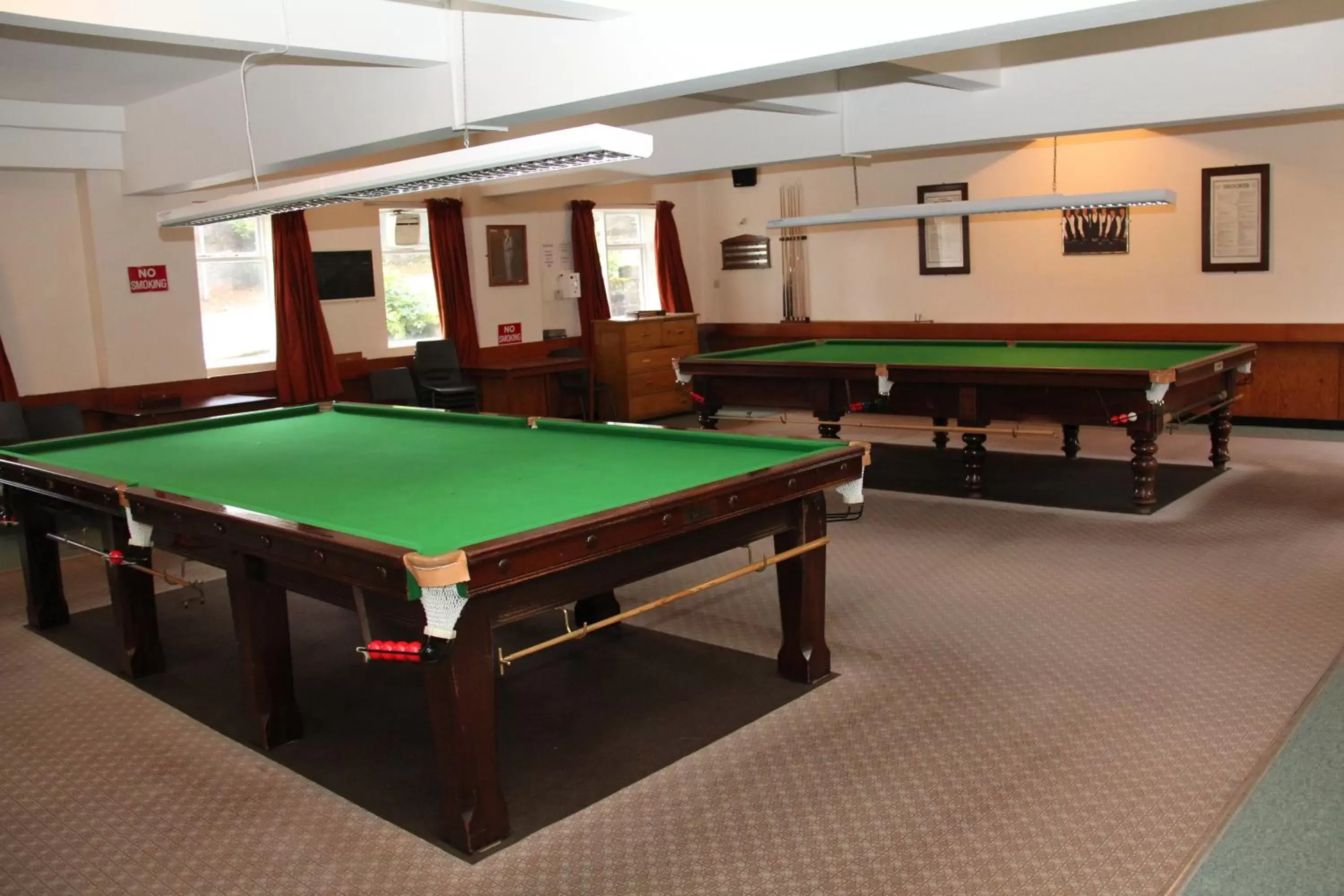 Billiards in Ravenswood Social Club