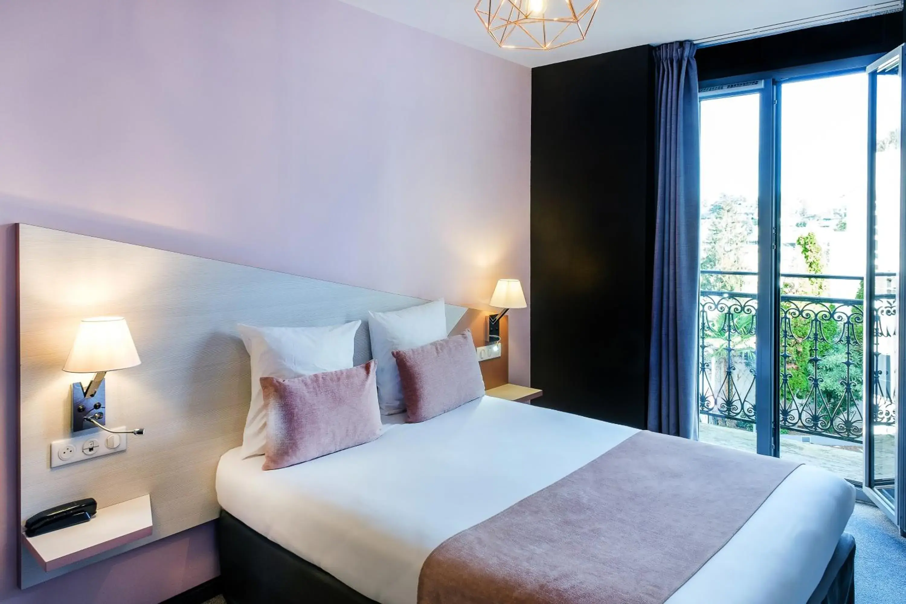 Bed in Hotel Sainte-Rose