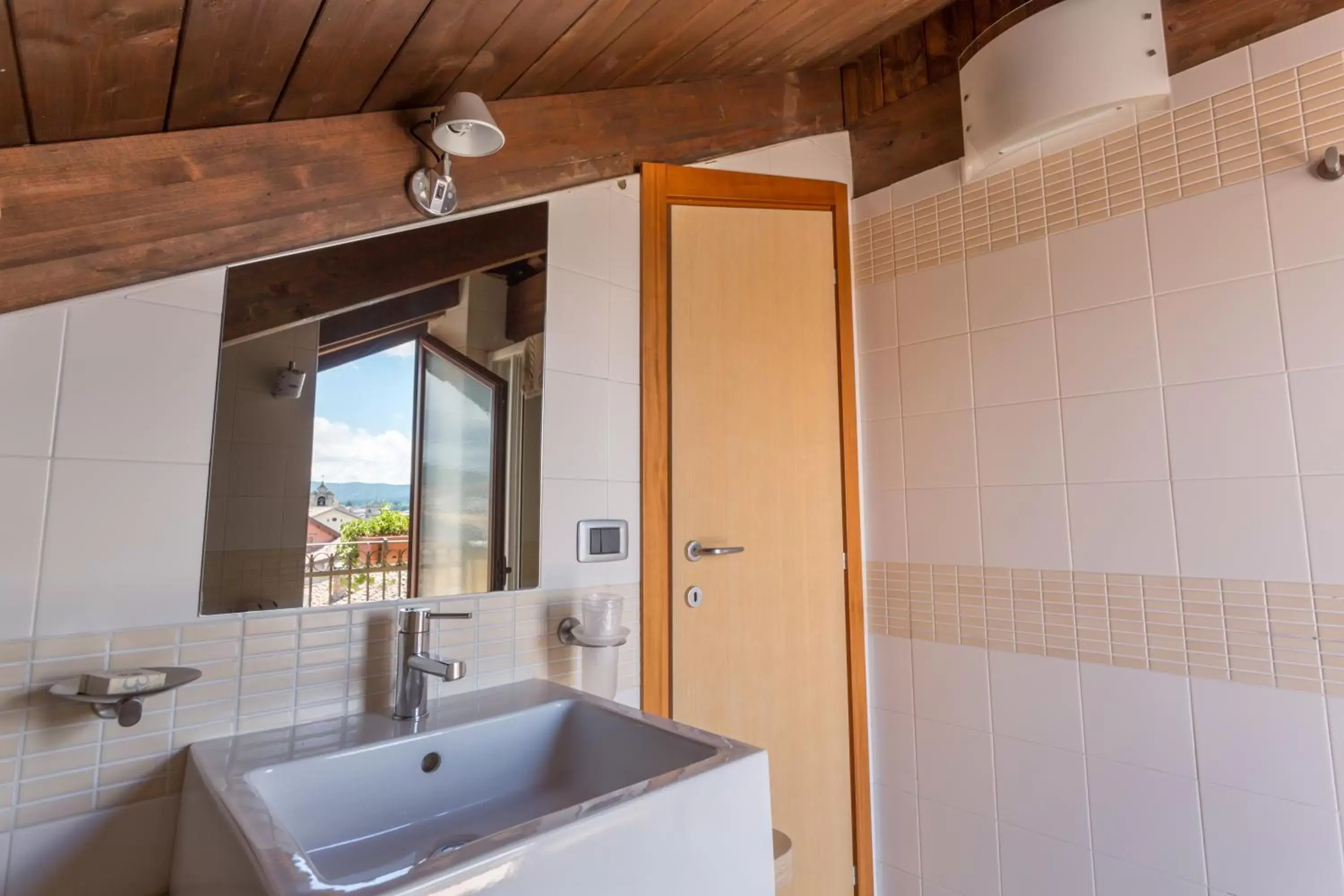 Bathroom in Hotel Conte Ruggero