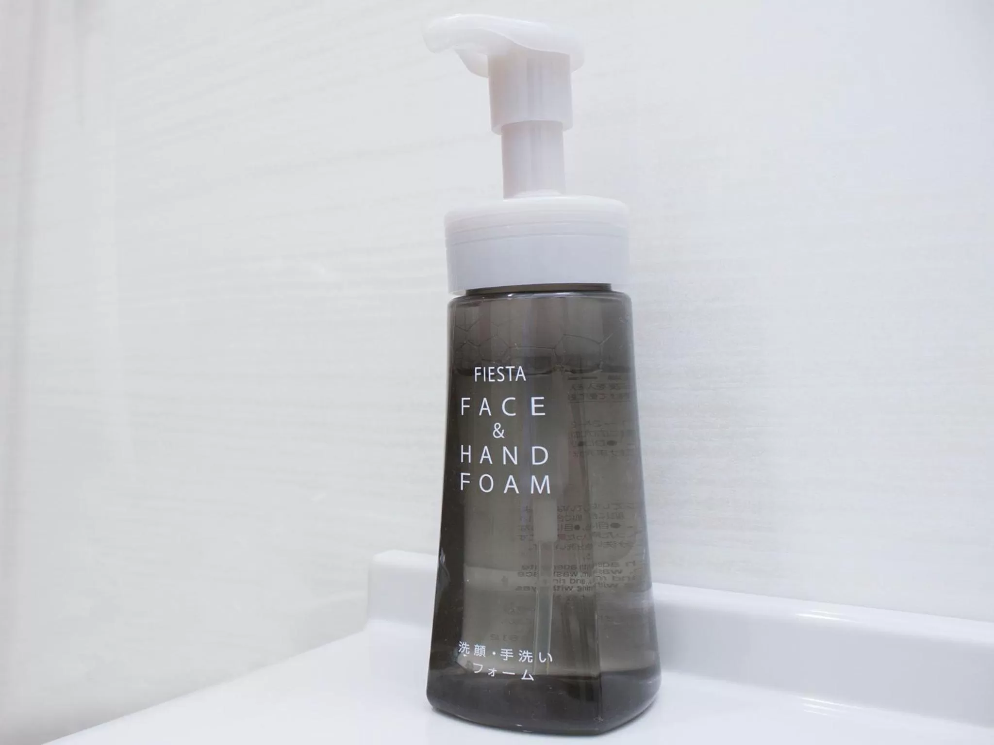 Photo of the whole room in Hearton Hotel Shinsaibashi