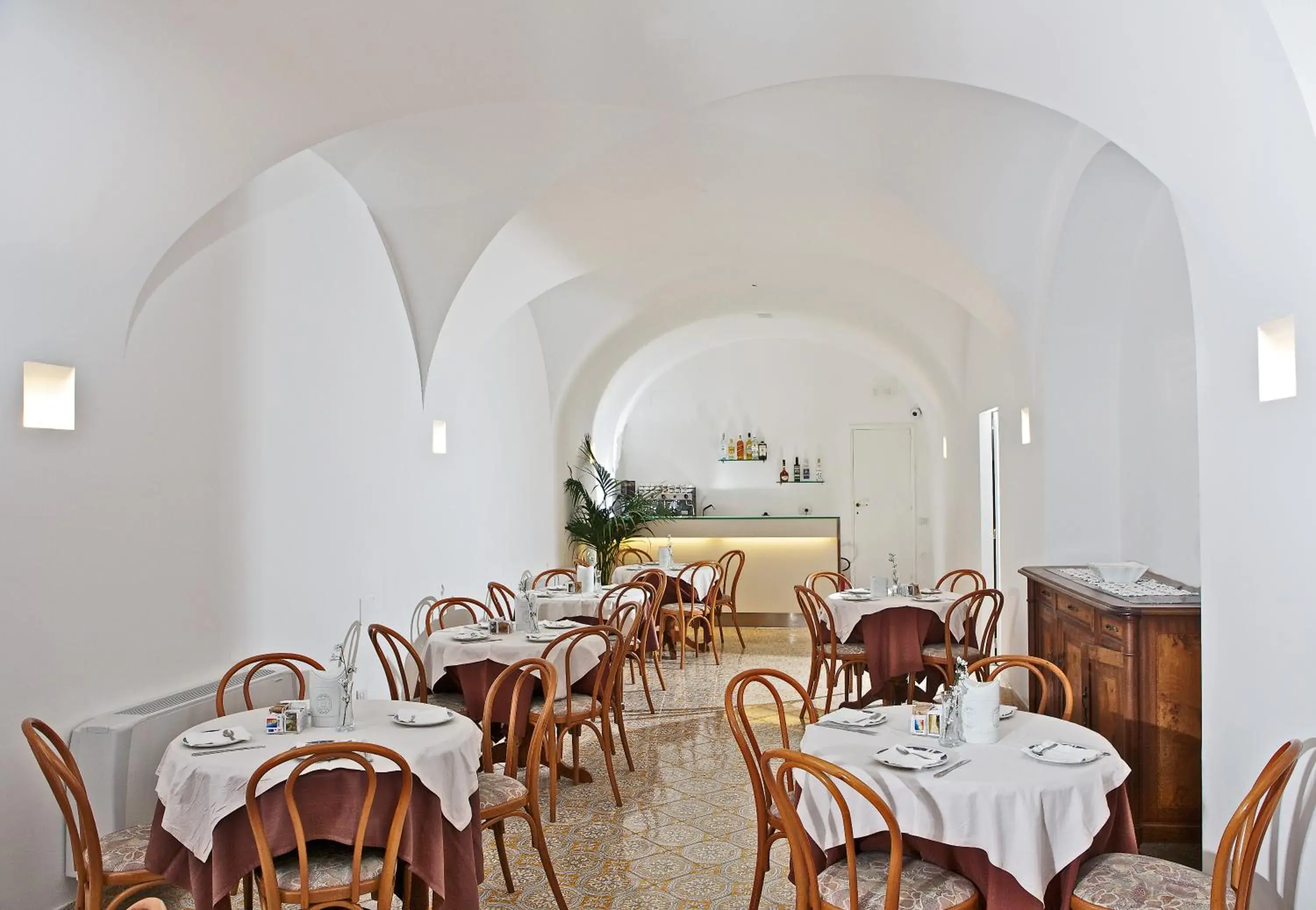 Restaurant/Places to Eat in Hotel San Felice