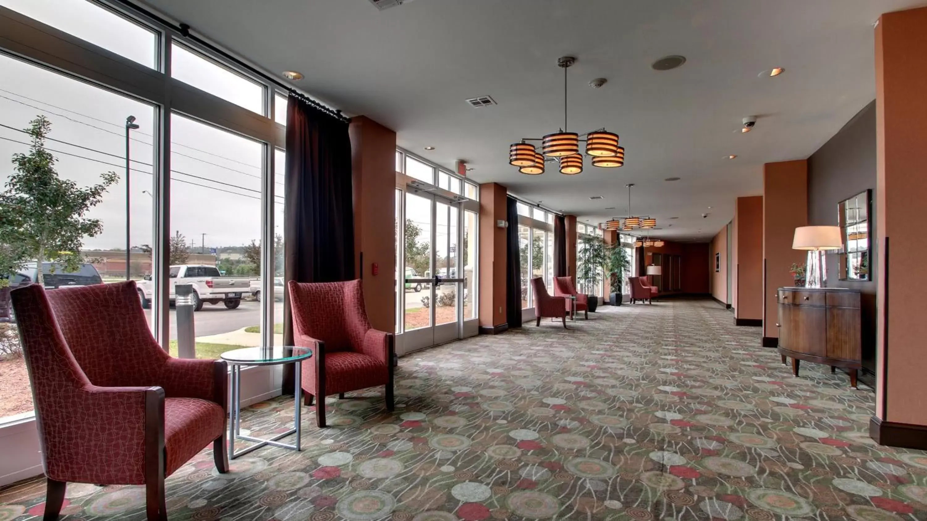 Lobby or reception in Holiday Inn Meridian East I 59 / I 20