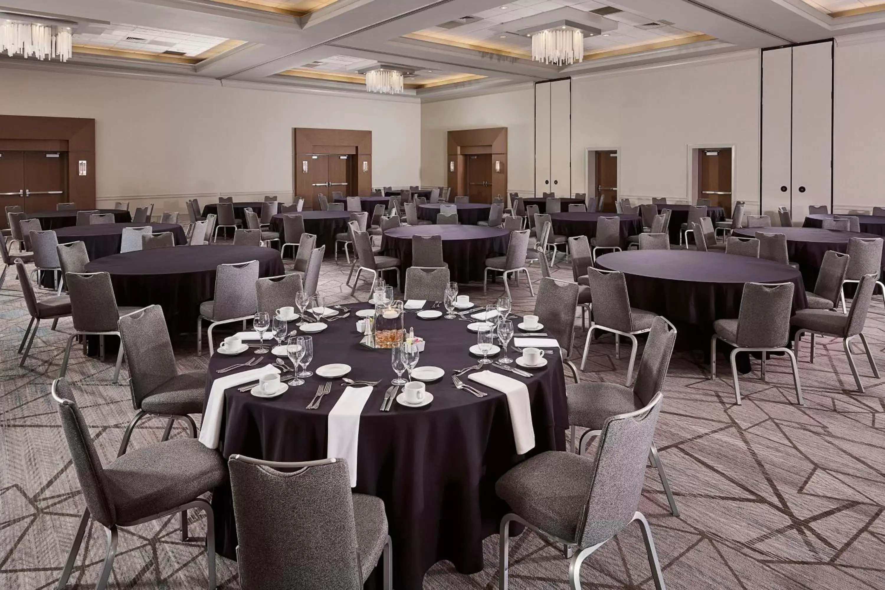 Meeting/conference room, Restaurant/Places to Eat in Orlando Marriott Lake Mary