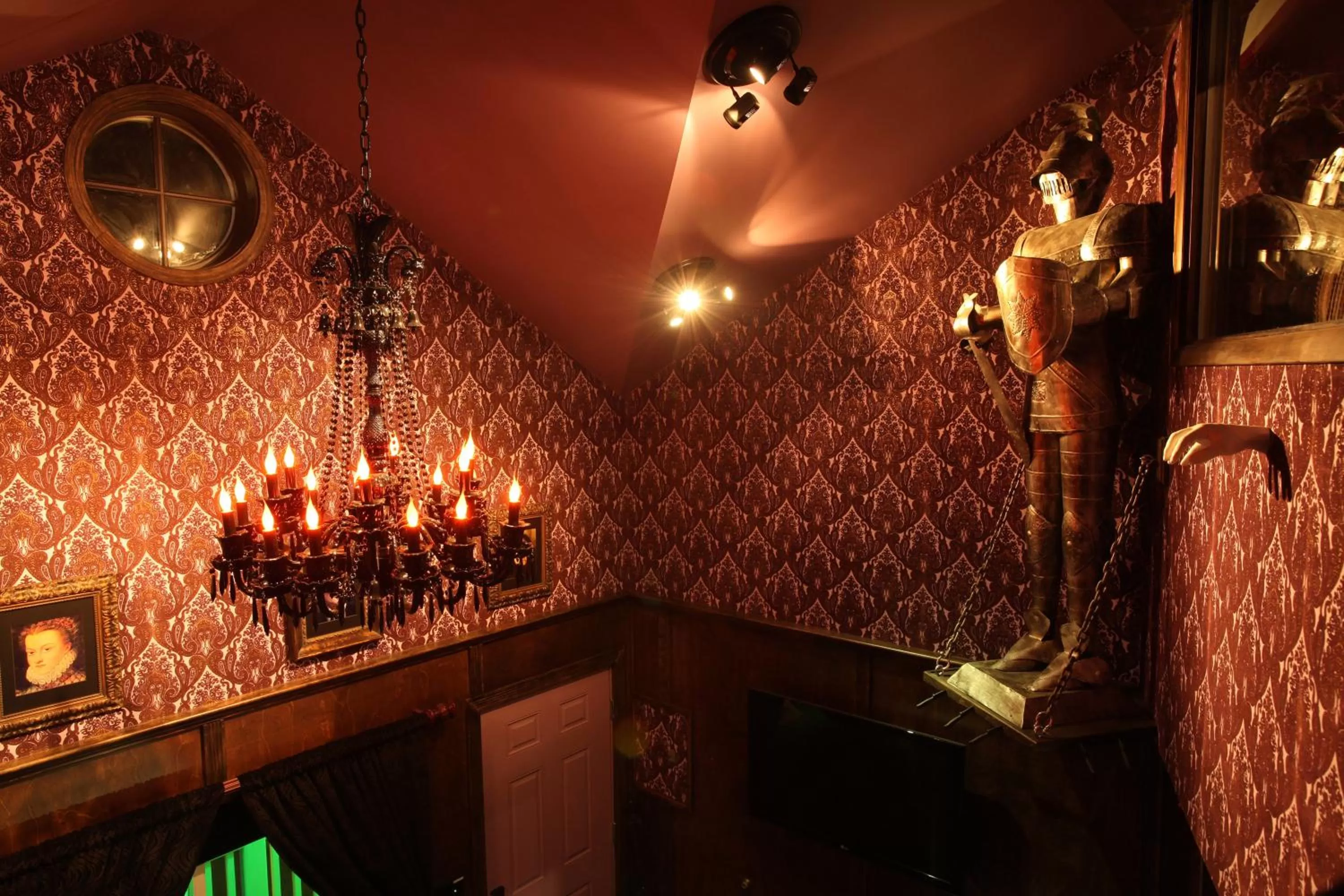 Decorative detail in The Roxbury