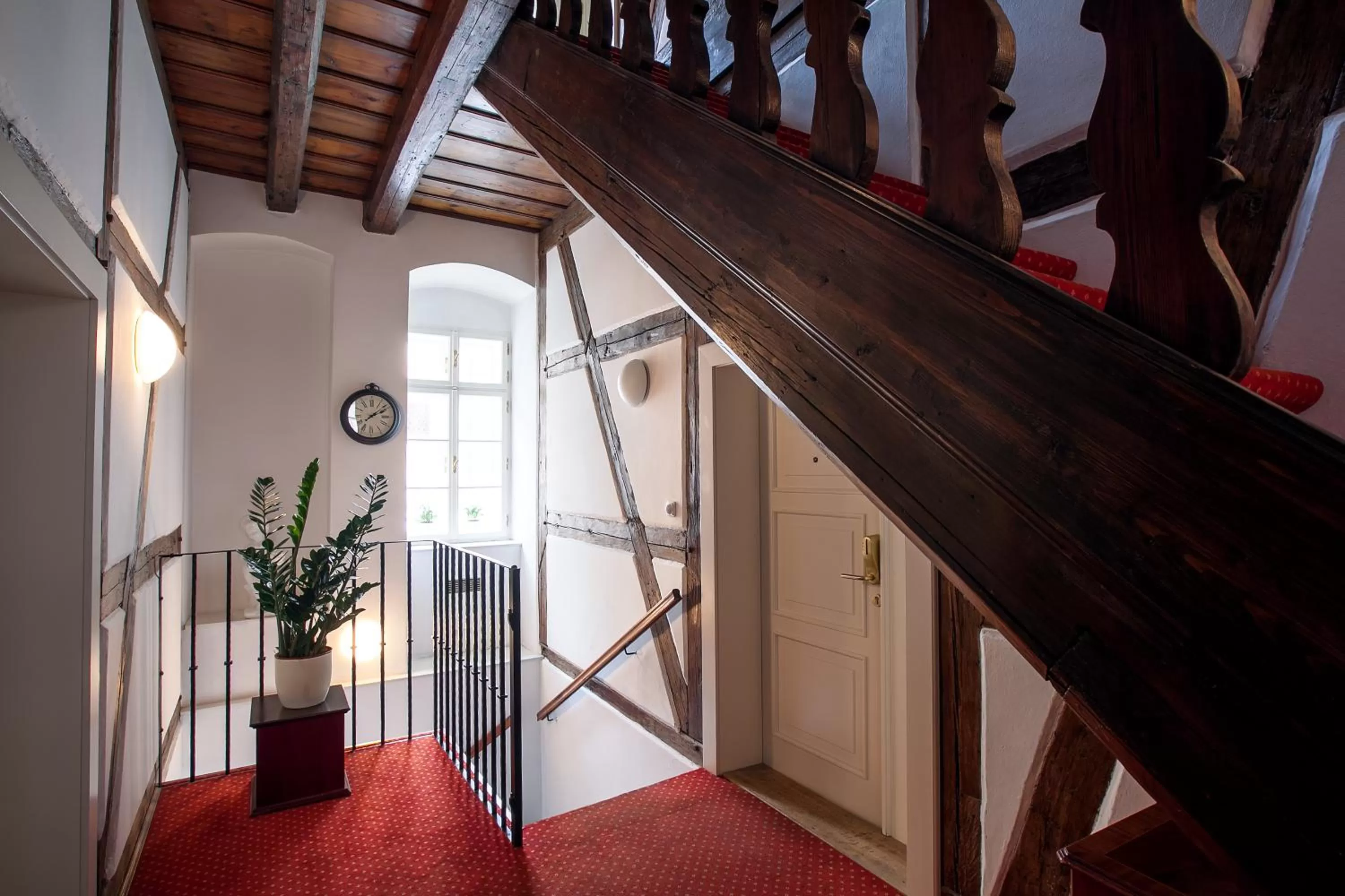 Property building in Tyn Yard Residence