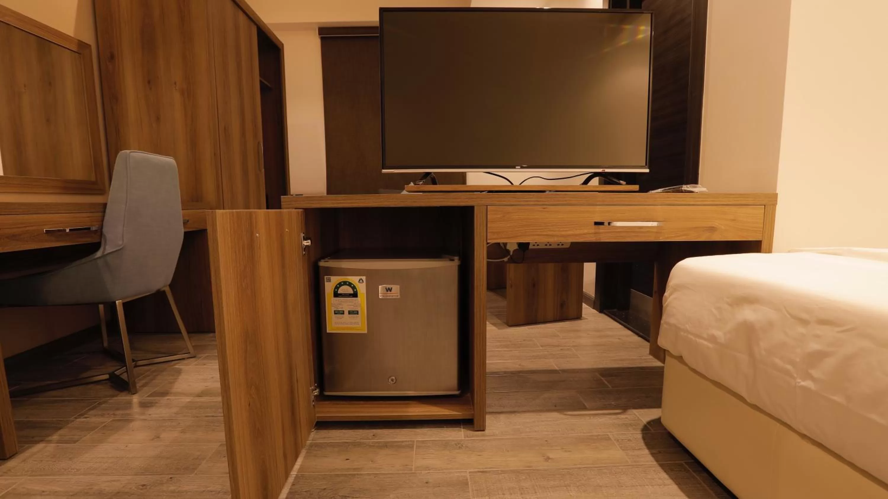 TV and multimedia, TV/Entertainment Center in Stay Inn Suites