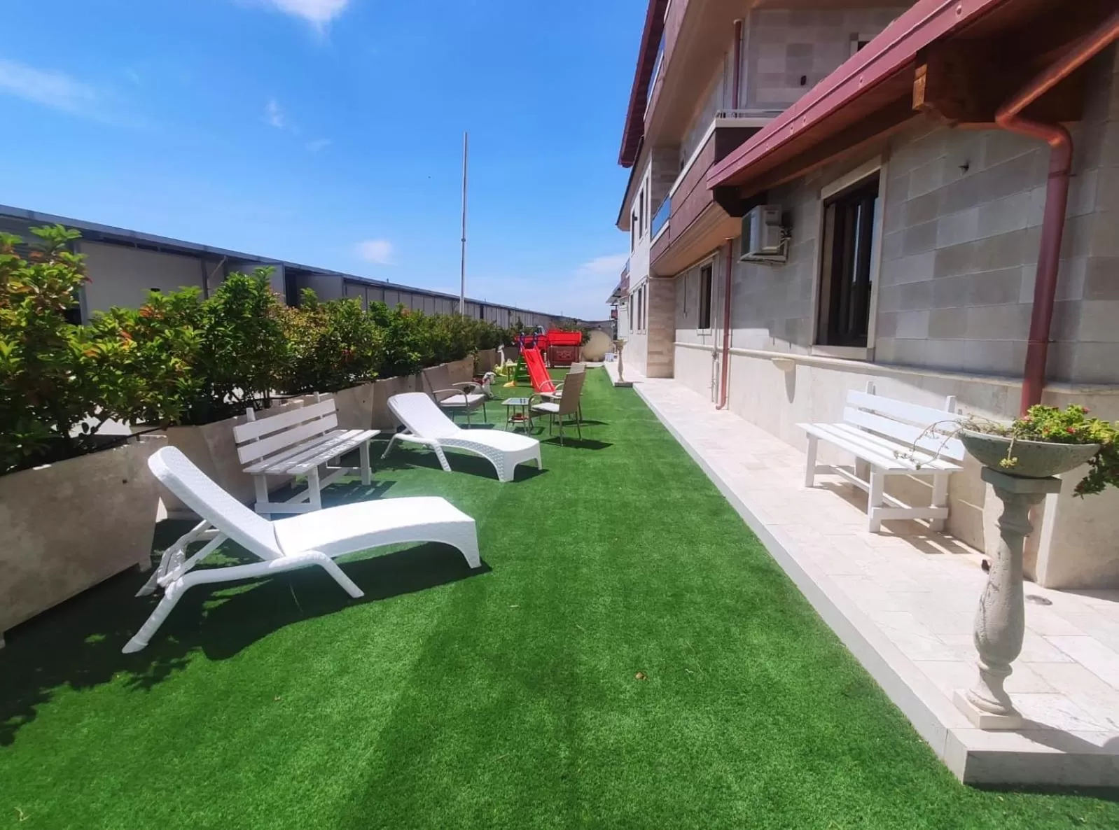 Swimming Pool in B&B Dimmito