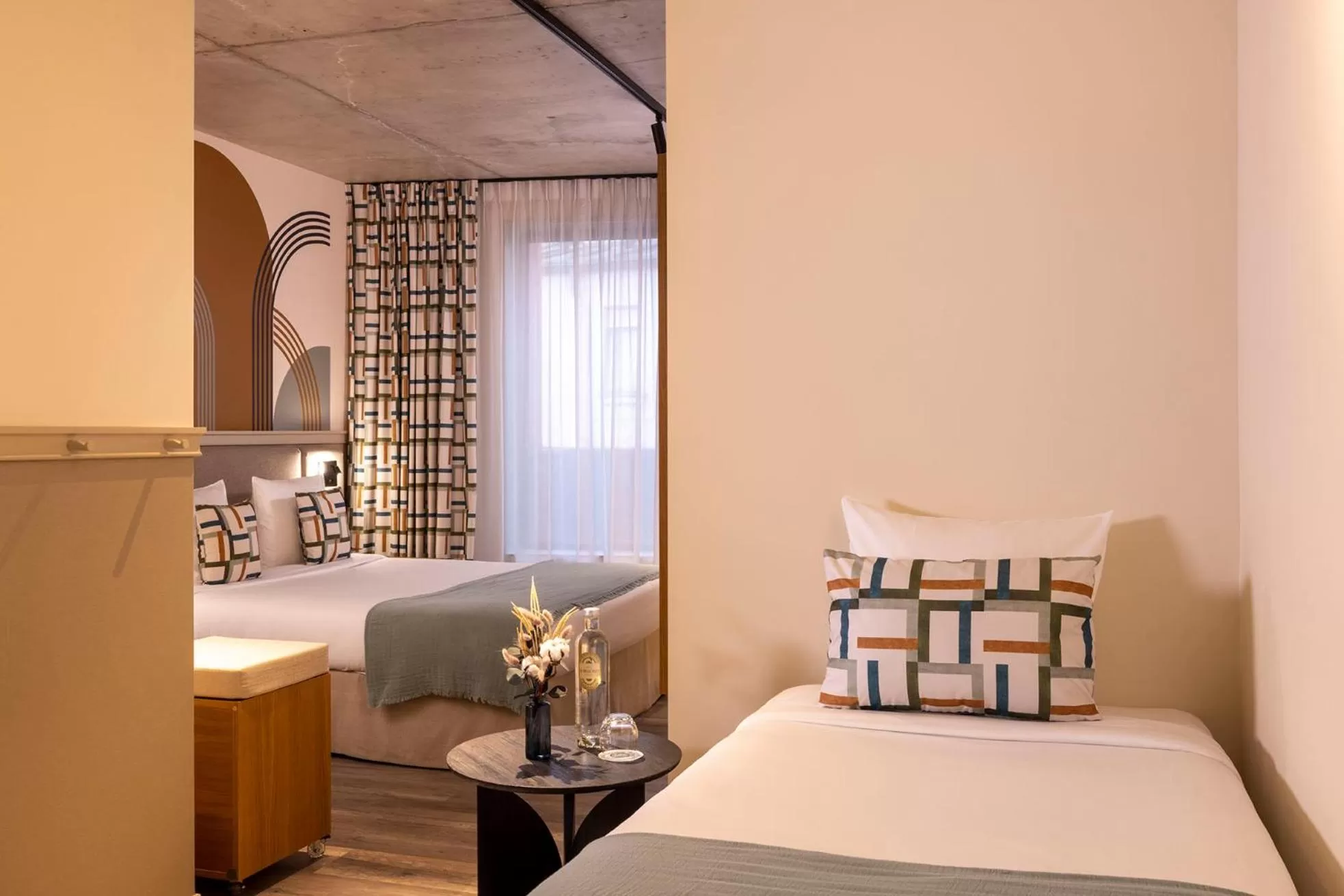 Photo of the whole room, Bed in La Belle Ville