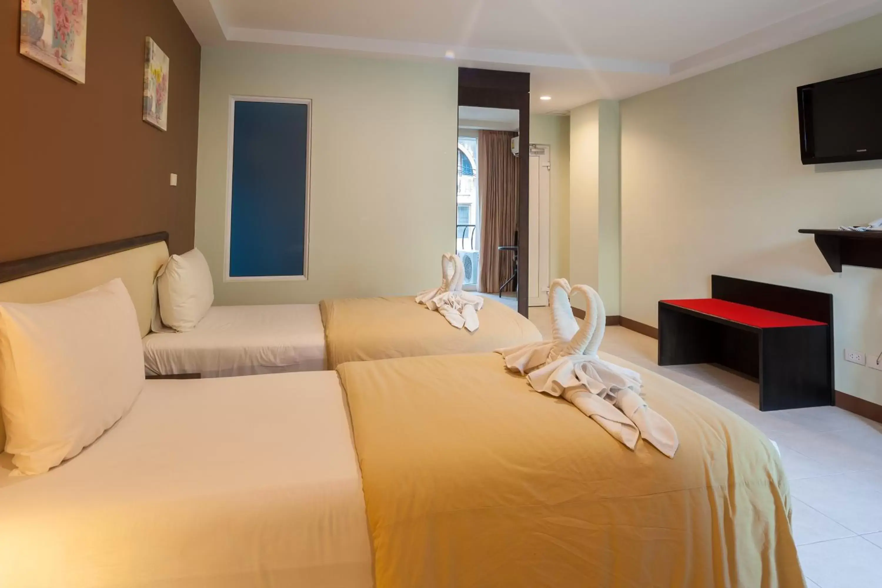 Photo of the whole room, Bed in The Right Resort Photo of the whole room, Bed in The Right Resort