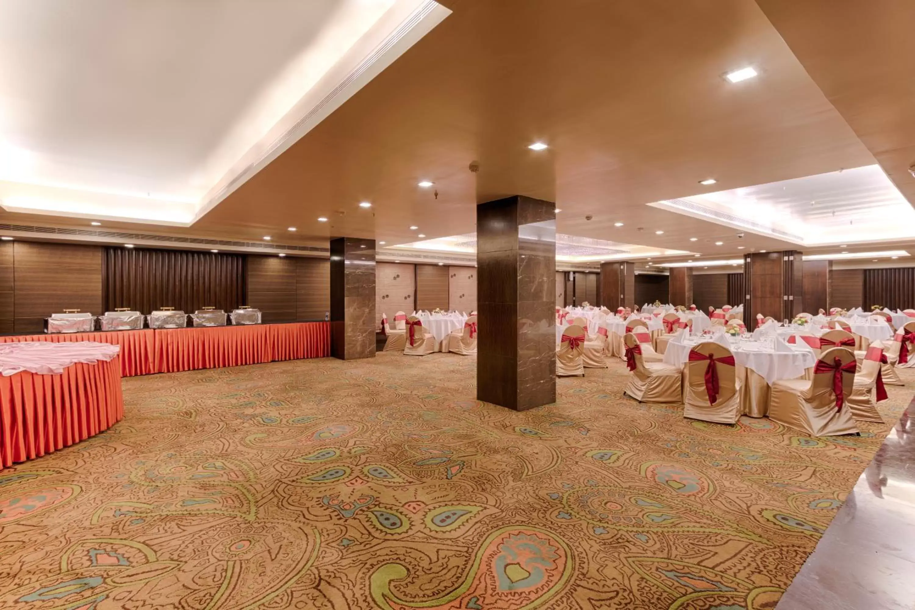 Meeting/conference room, Banquet Facilities in Quality Hotel D V Manor